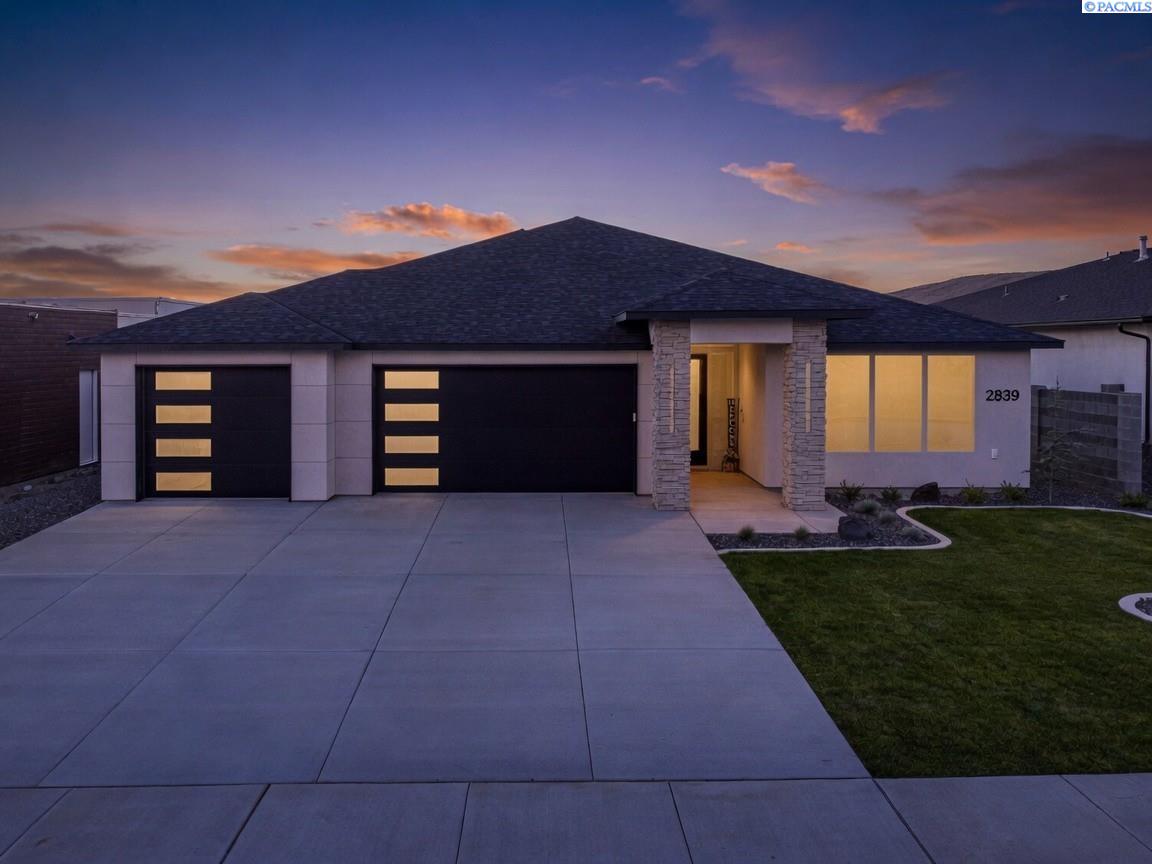 2839 Savanna Ave, Richland, WA 99352