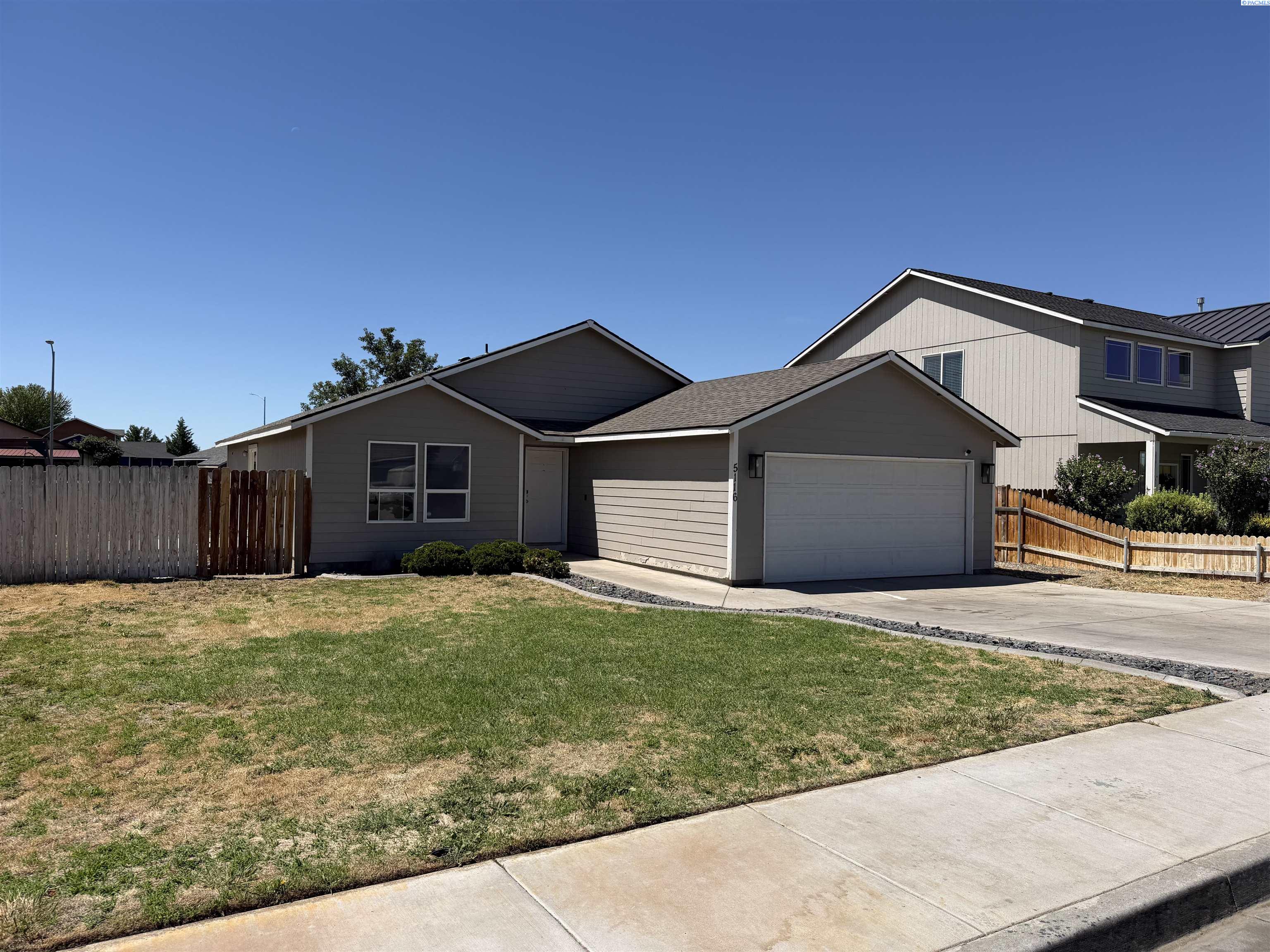 5116 Cleveland Ln, Pasco, WA 99301