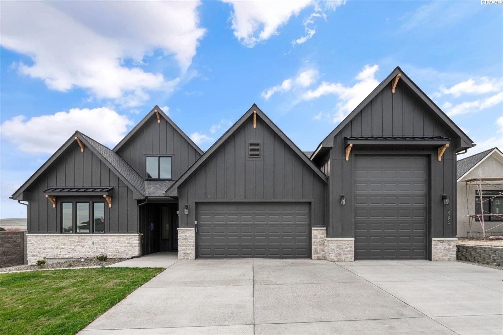 2385 Waterhill Ave, Richland, WA 99352