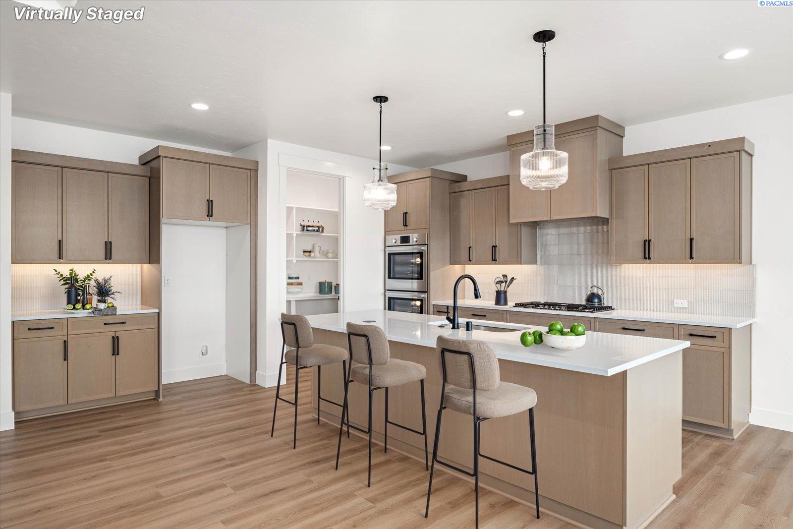2385 Waterhill Ave, Richland, WA 99352