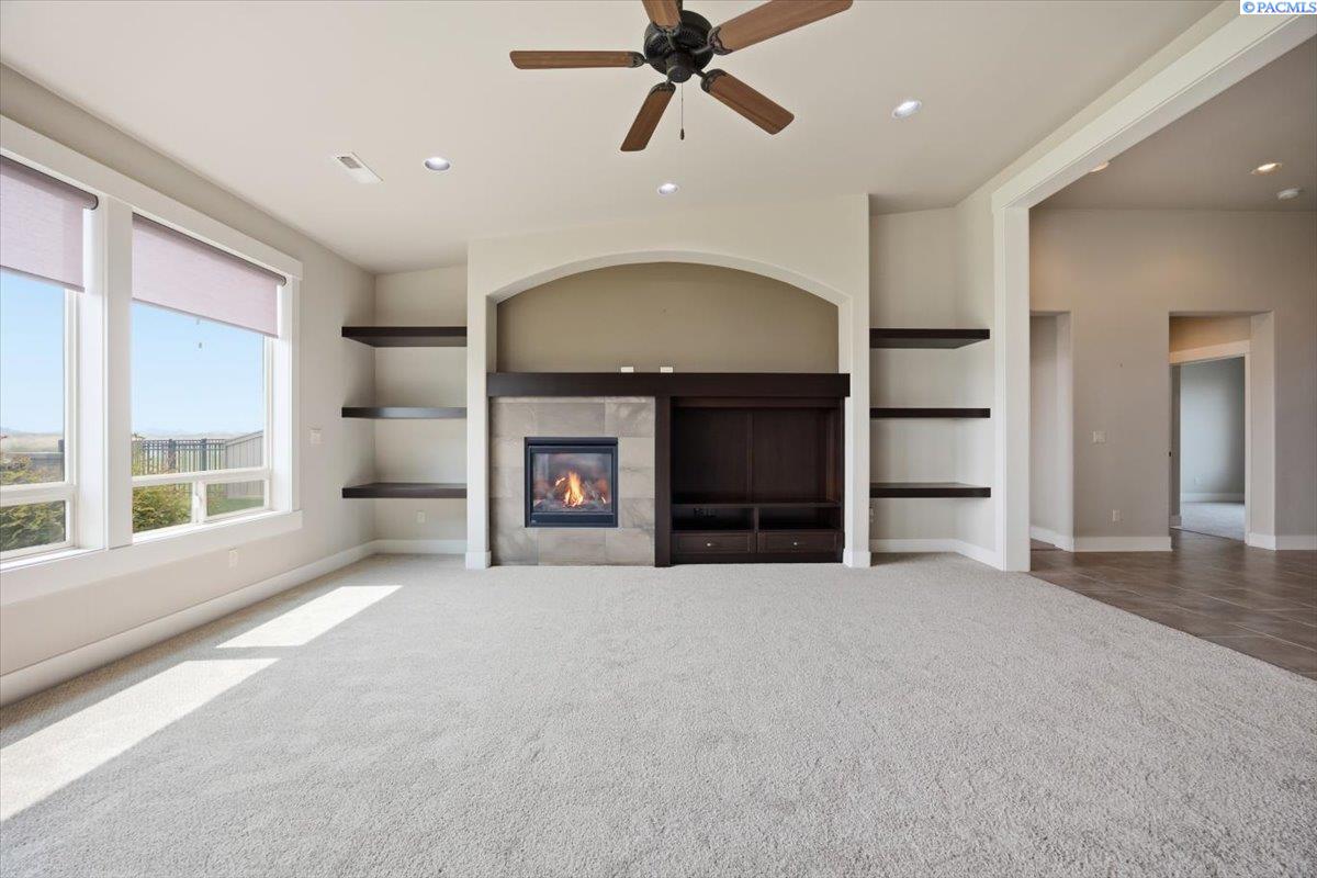2278 Copperleaf St, Richland, WA 99354