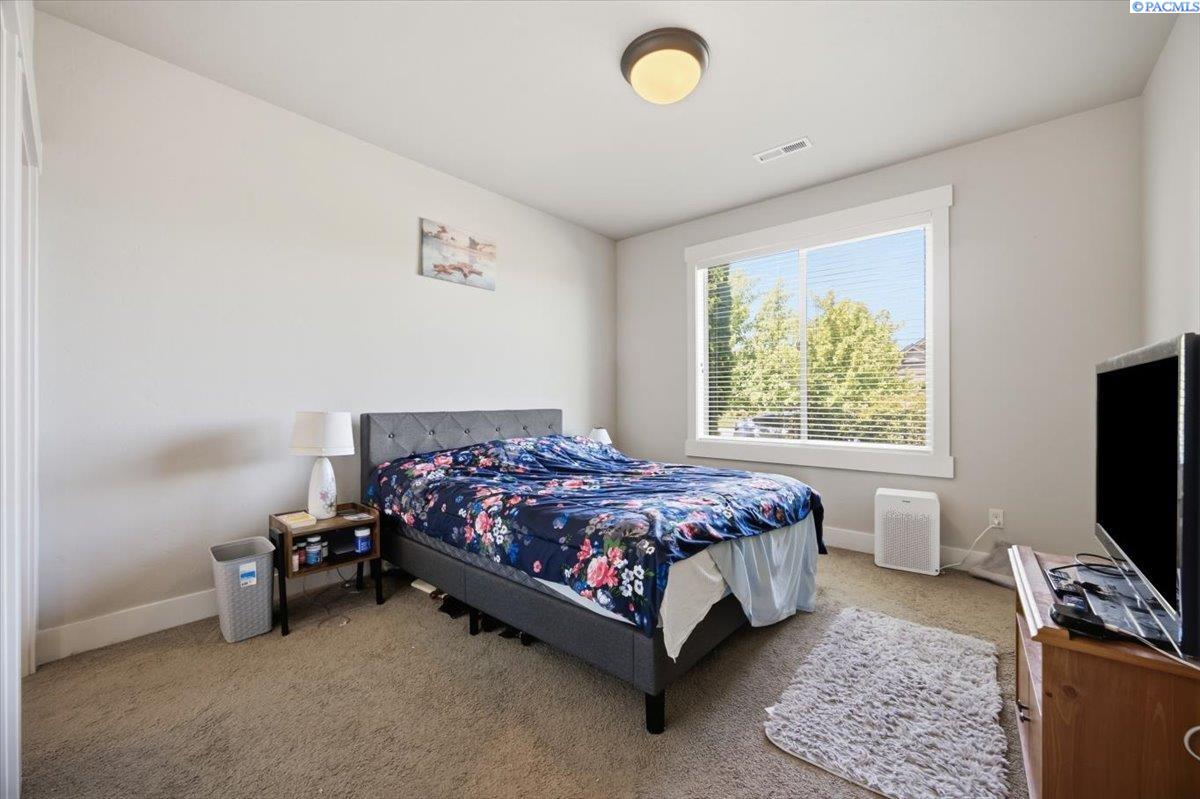 2278 Copperleaf St, Richland, WA 99354