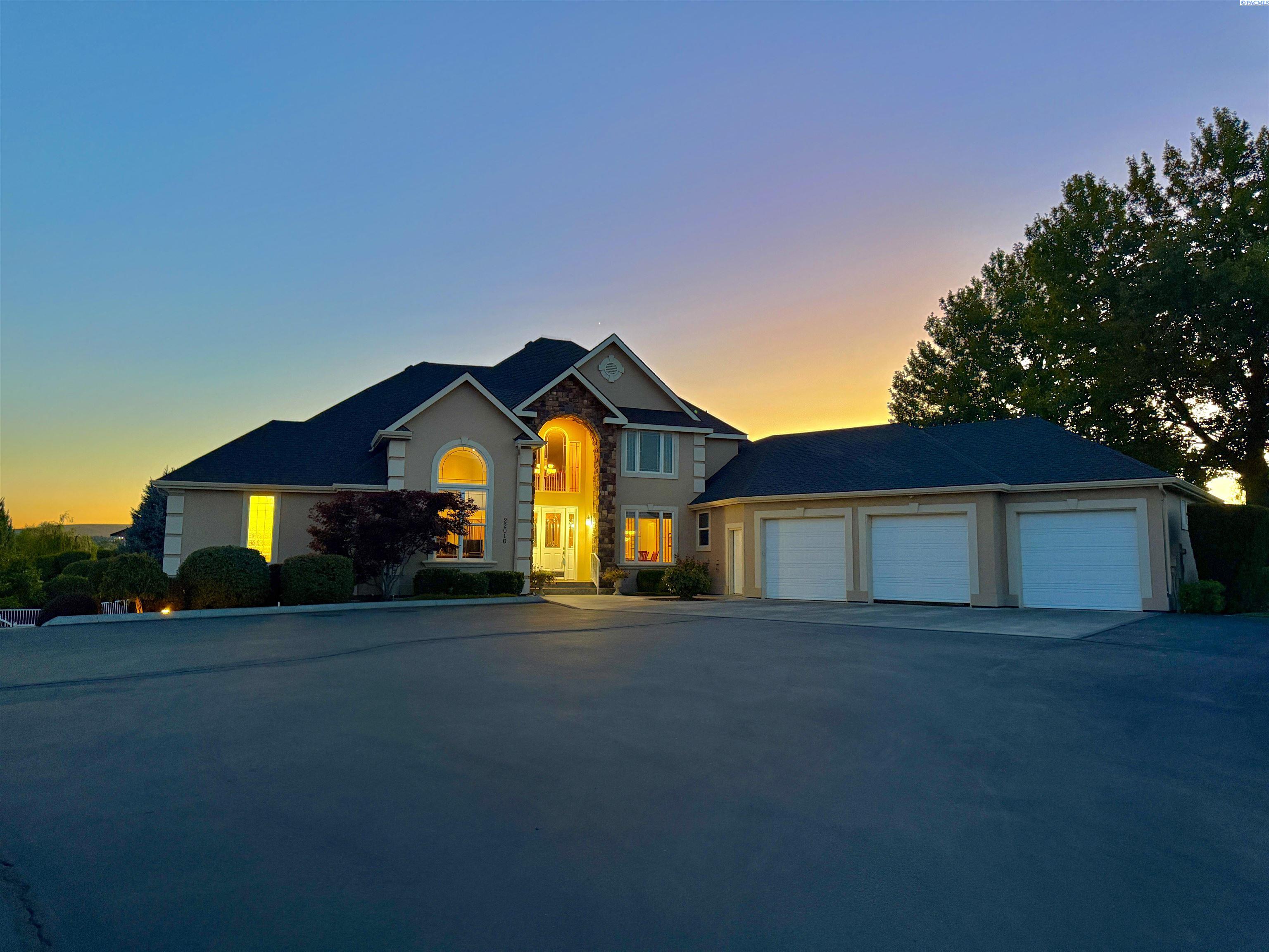 22010 Verbena St, Kennewick, WA 99337