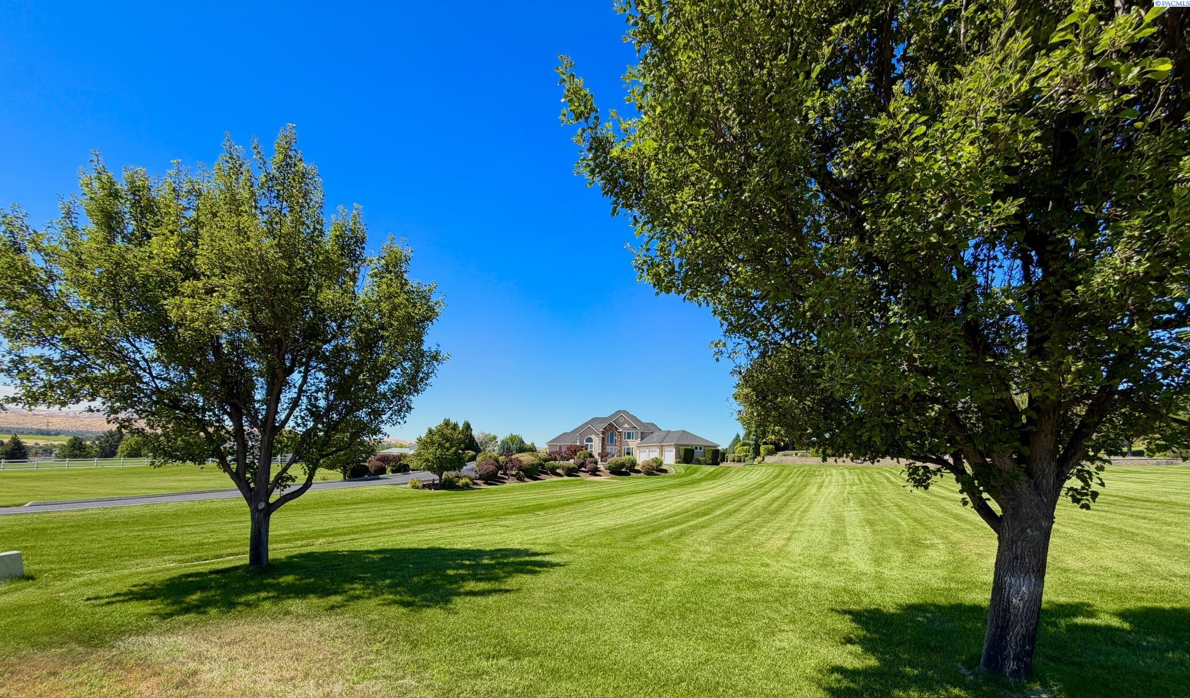 22010 Verbena St, Kennewick, WA 99337