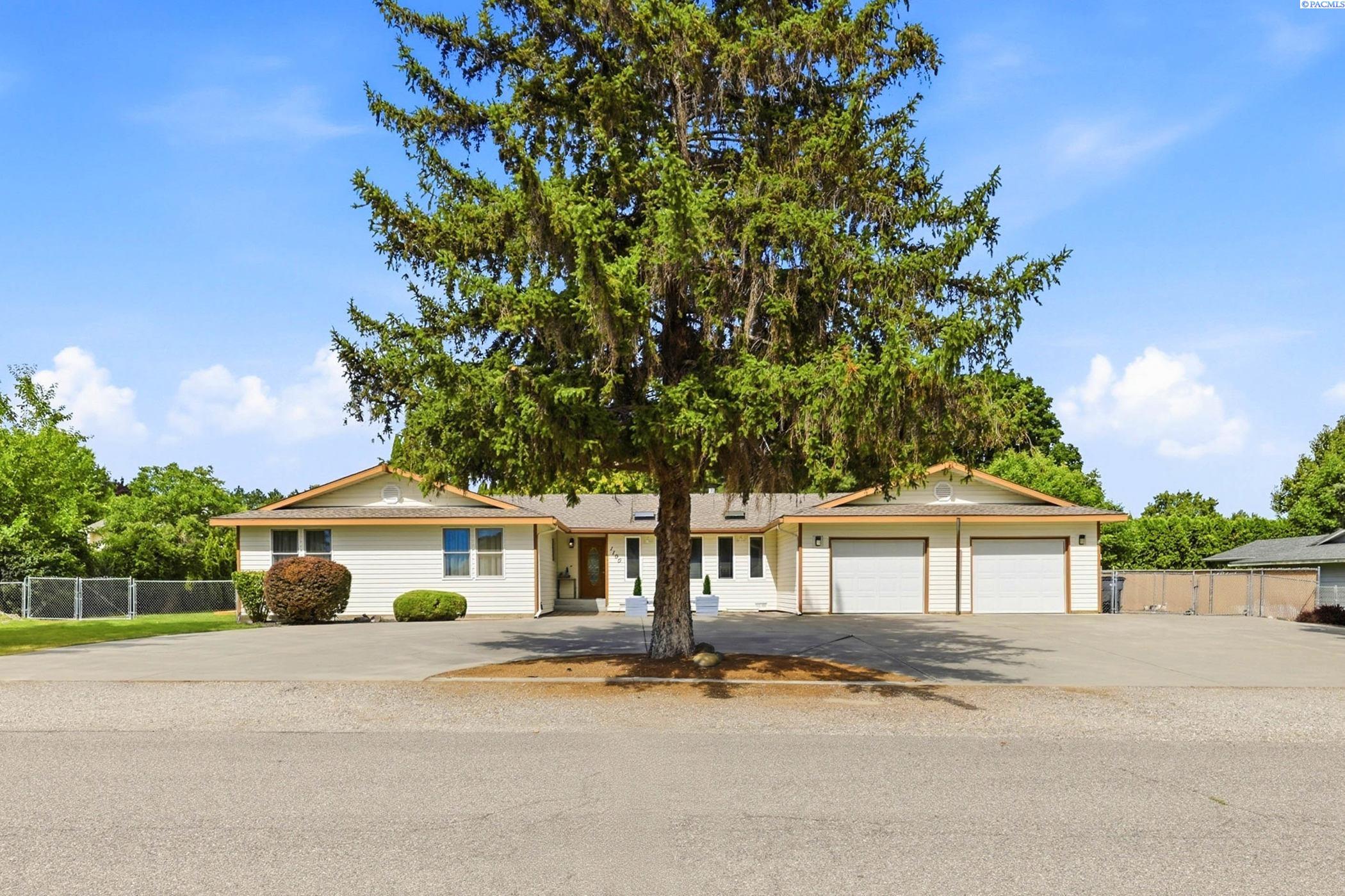 1100 Roosevelt , Kennewick, WA 99338