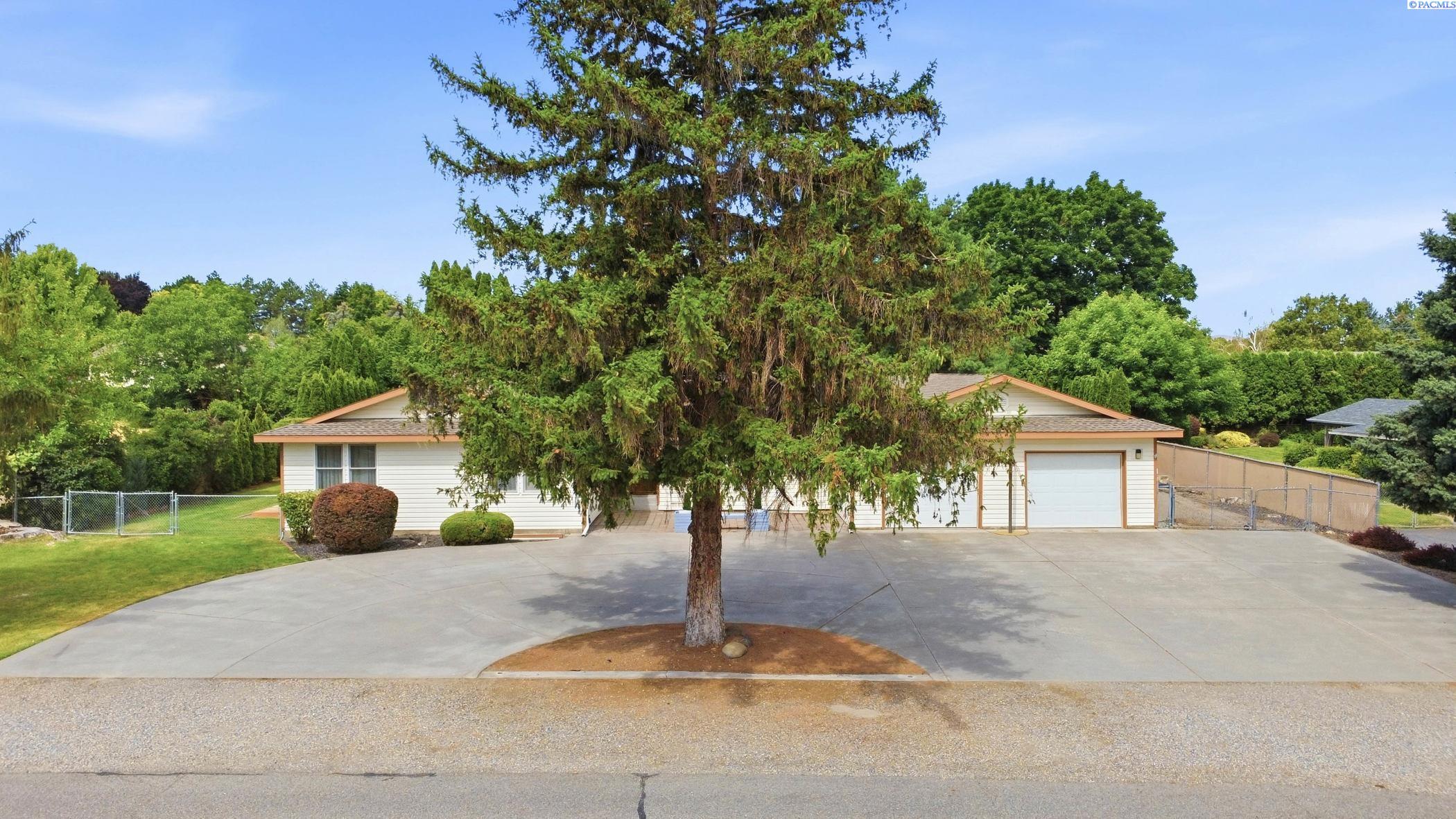 1100 Roosevelt , Kennewick, WA 99338