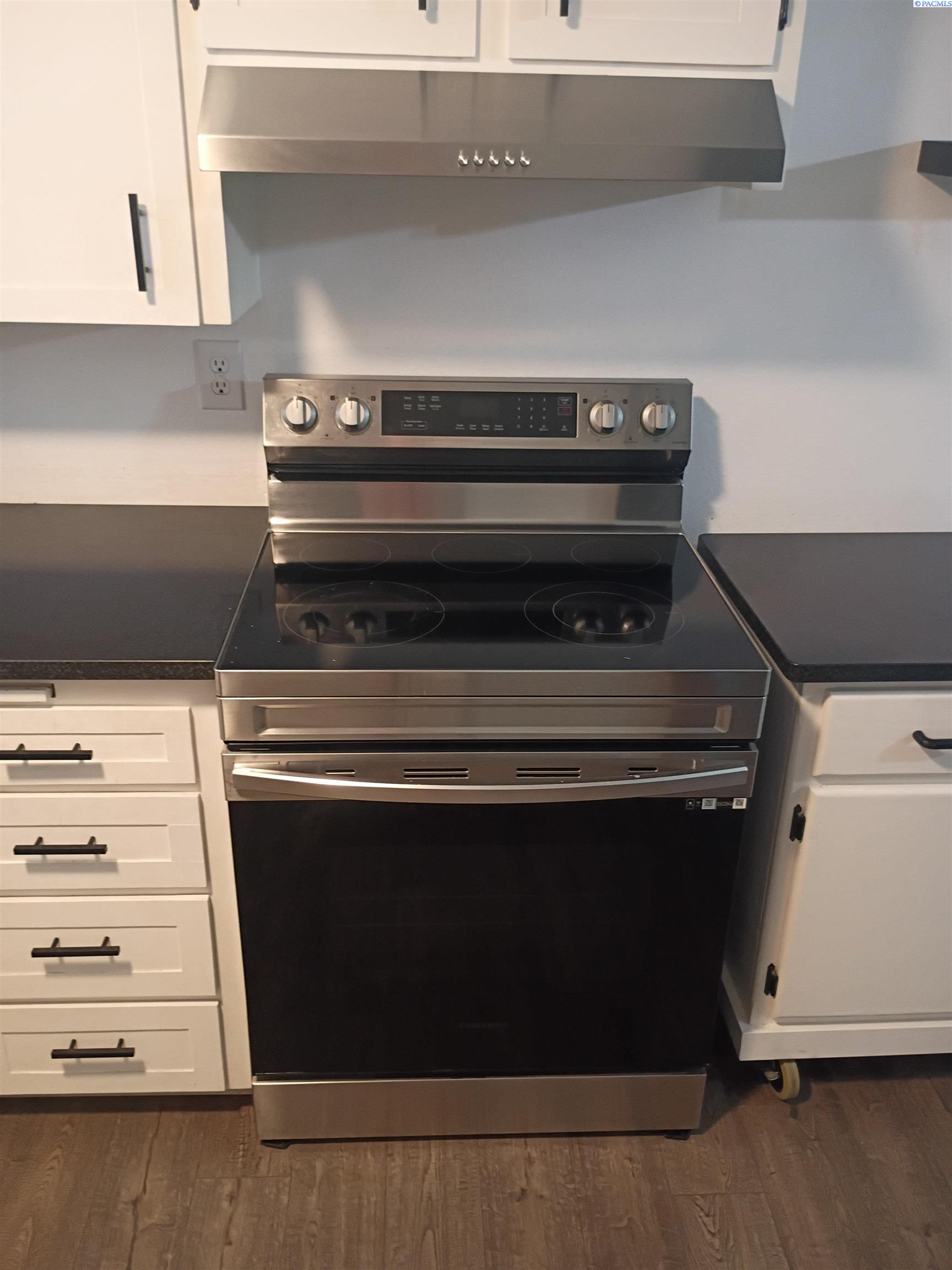 4th image of 514 T Cedar St, Mabton, WA 98935 | MLS# 294653