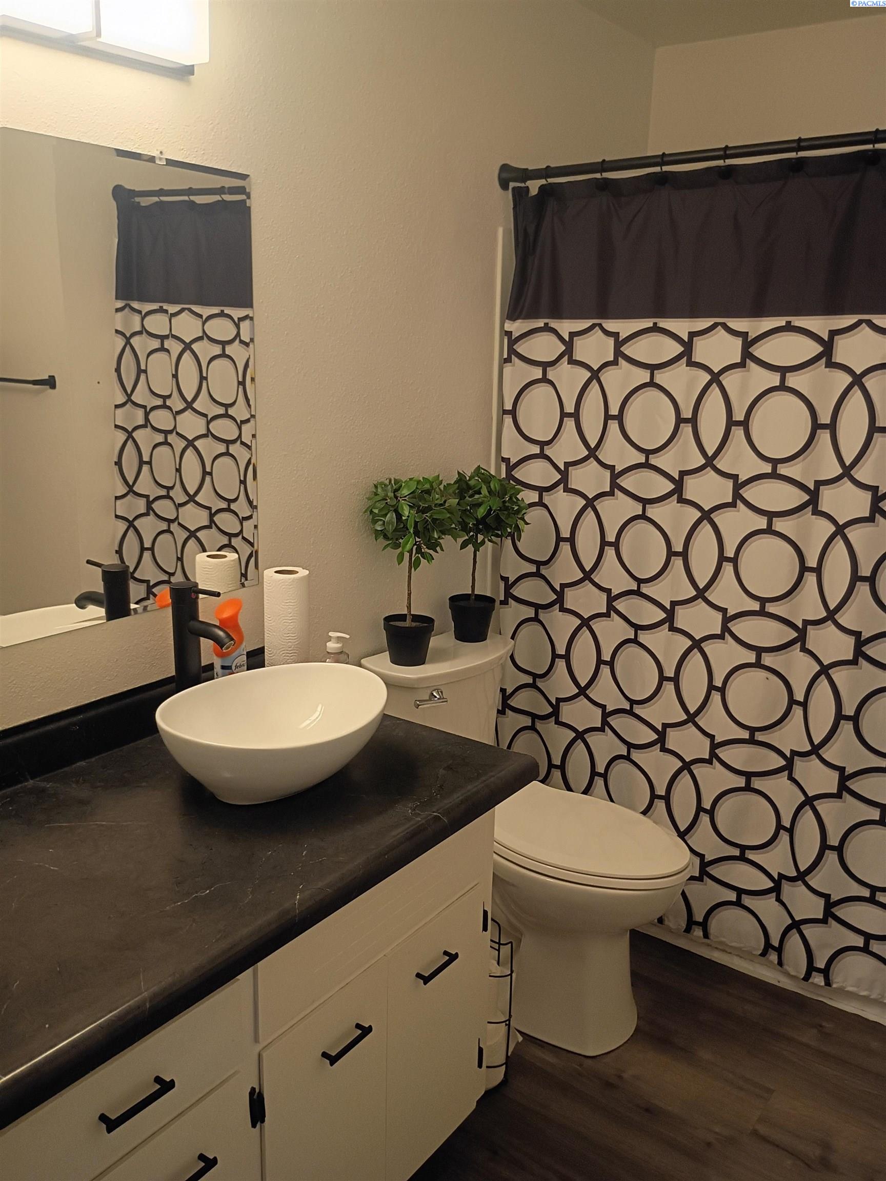 5th image of 514 T Cedar St, Mabton, WA 98935 | MLS# 294653