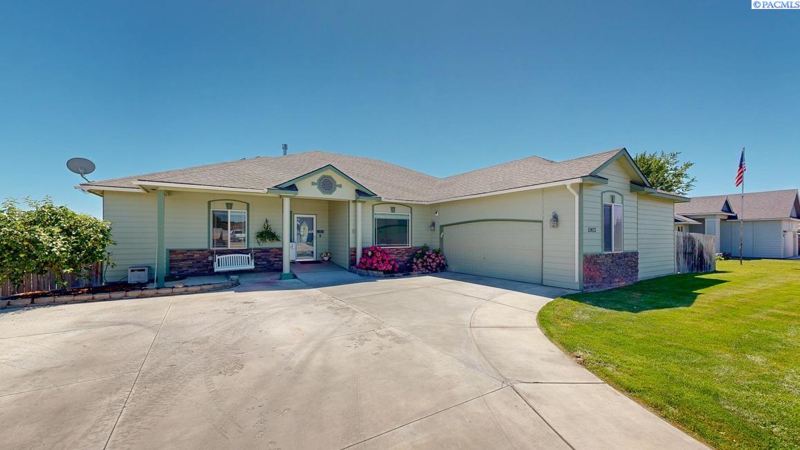 5903 Kilawea Dr, West Richland, WA 99353