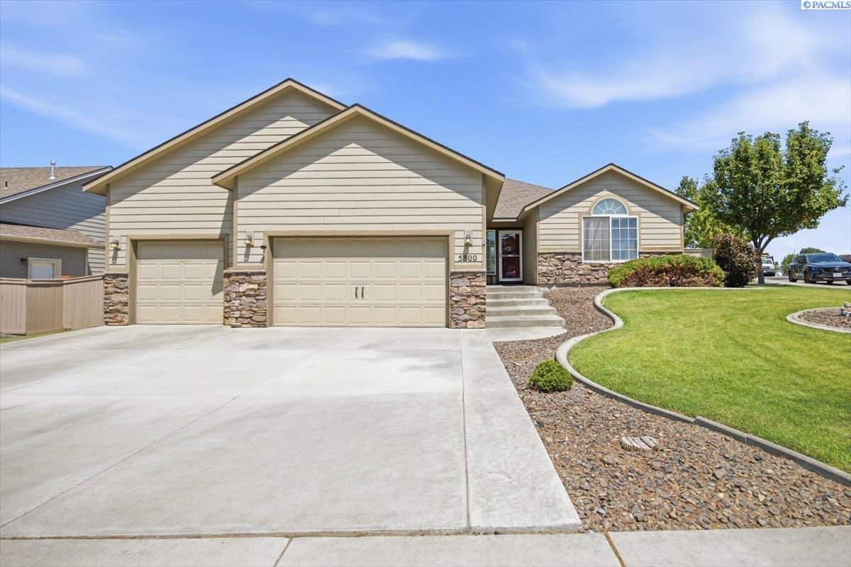 5800 19th , Kennewick, WA 99338