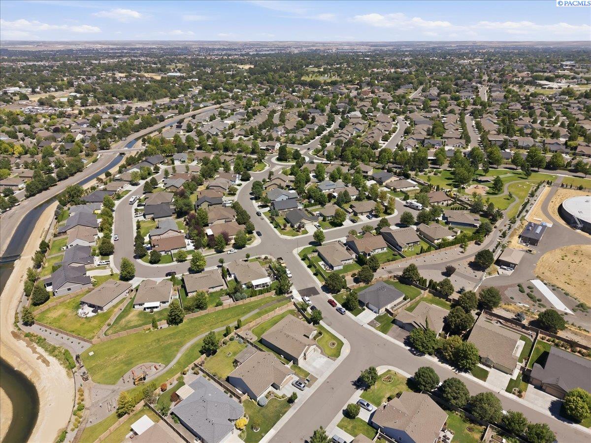 5800 19th , Kennewick, WA 99338