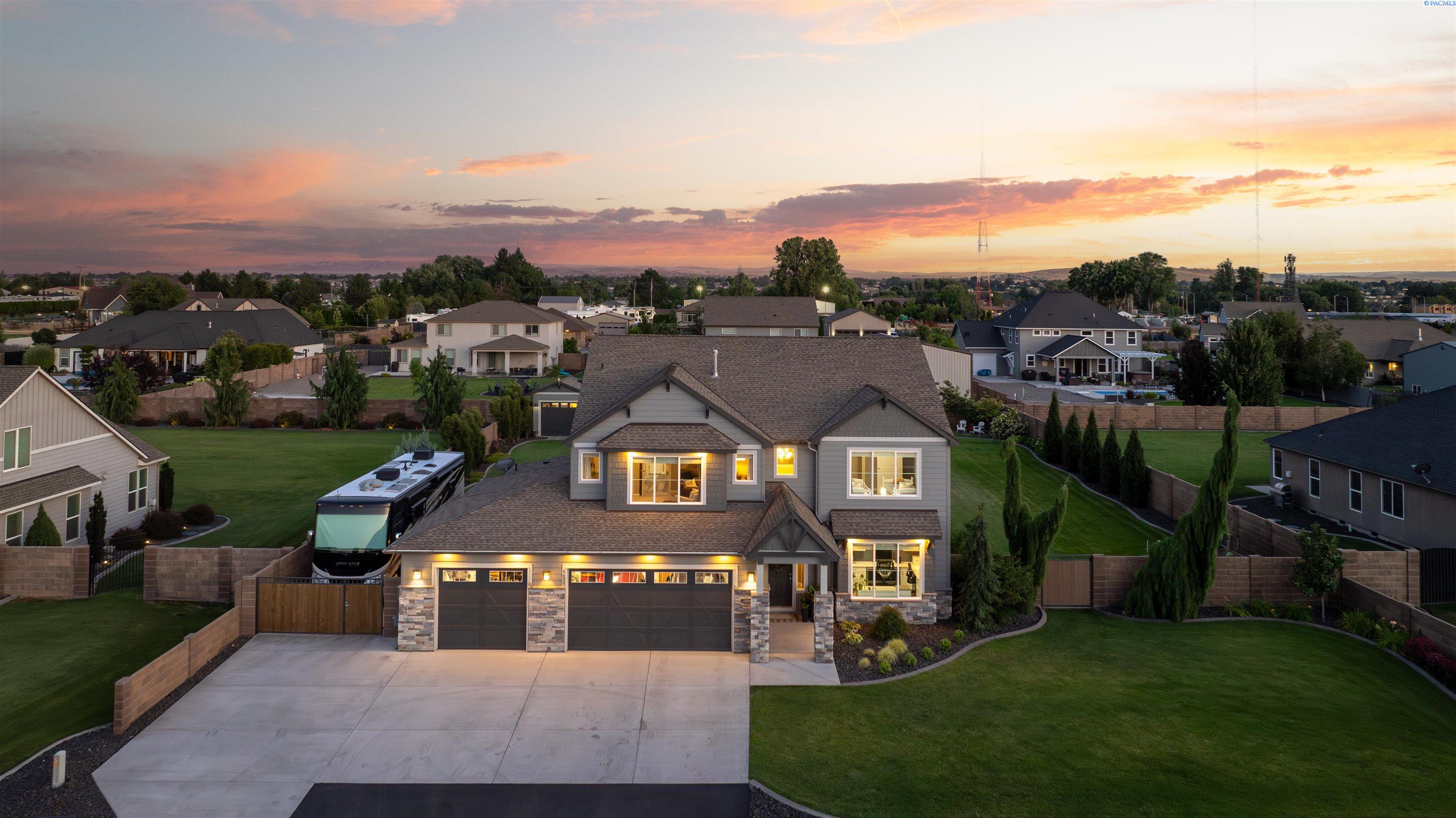 6608 Pearl St, Pasco, WA 99301