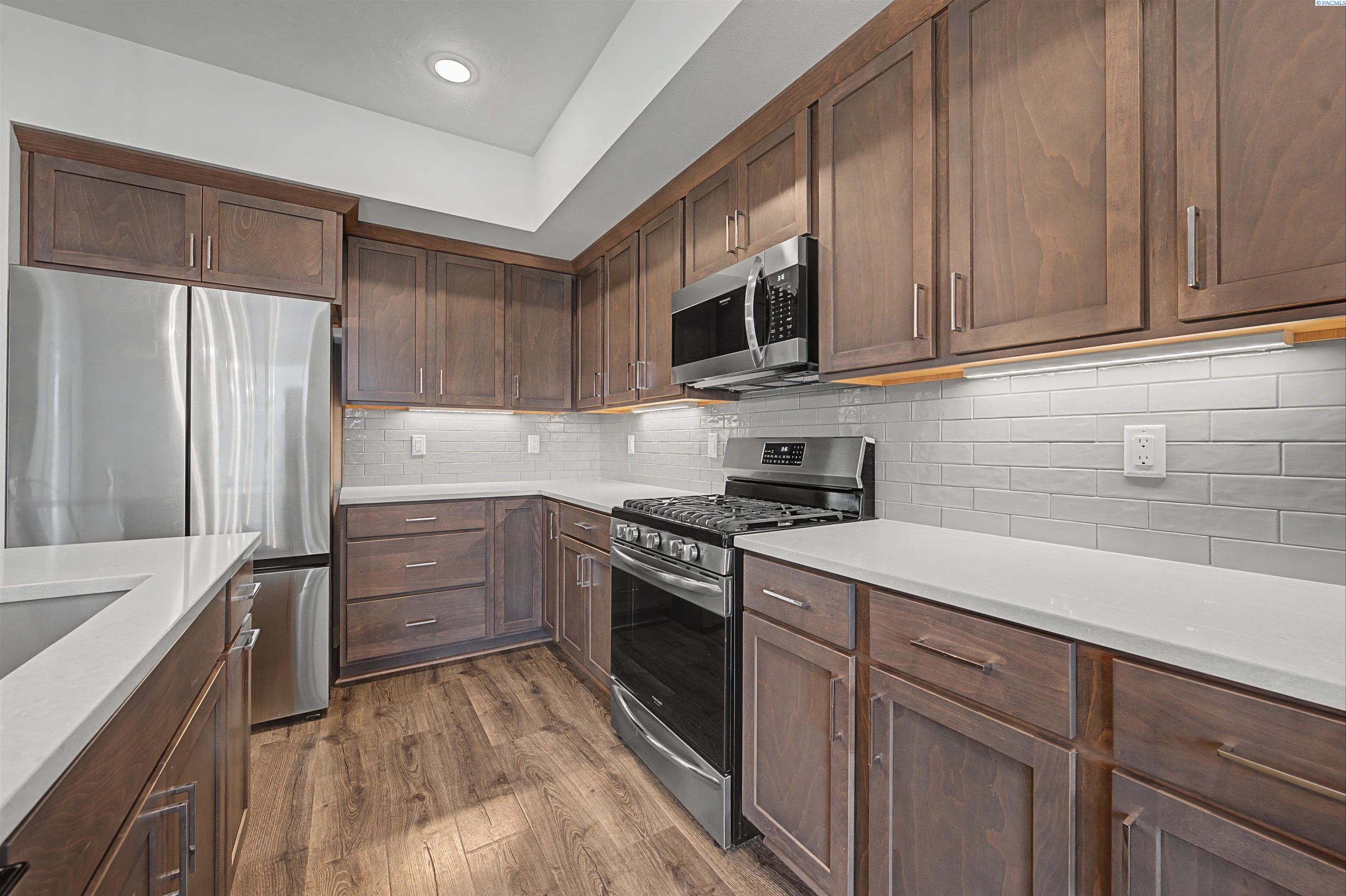 4827 Village View St, Richland, WA 99352