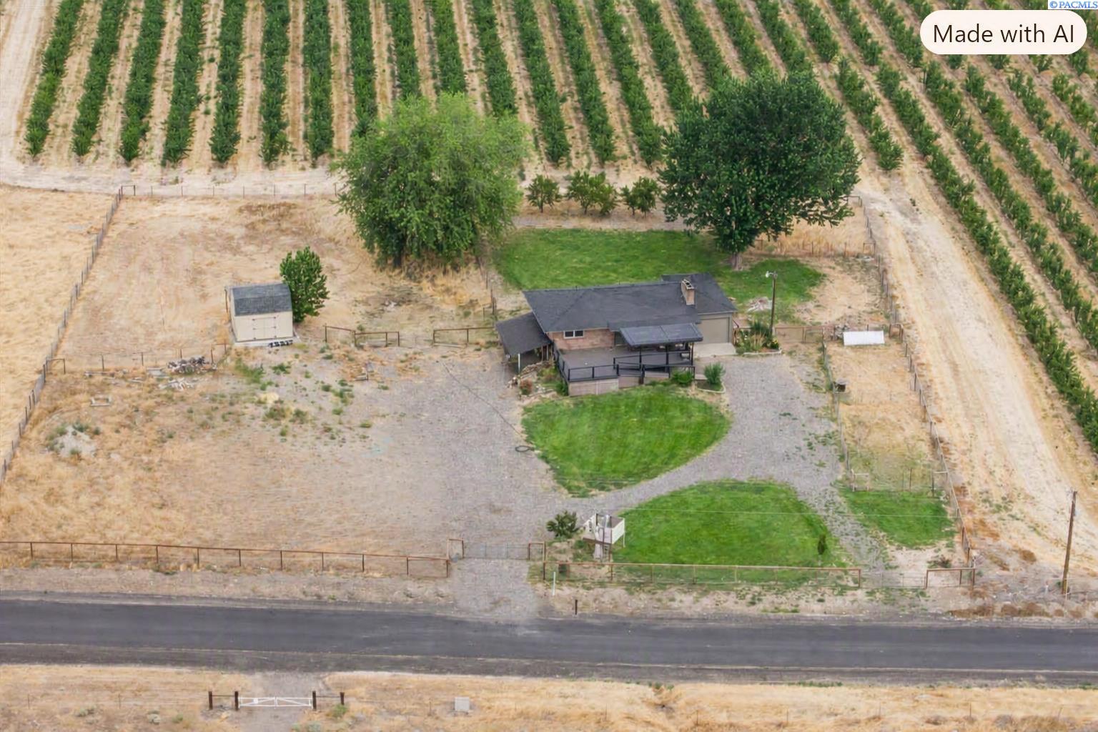 27504 W Orcutt Rd, Benton City, WA 99320