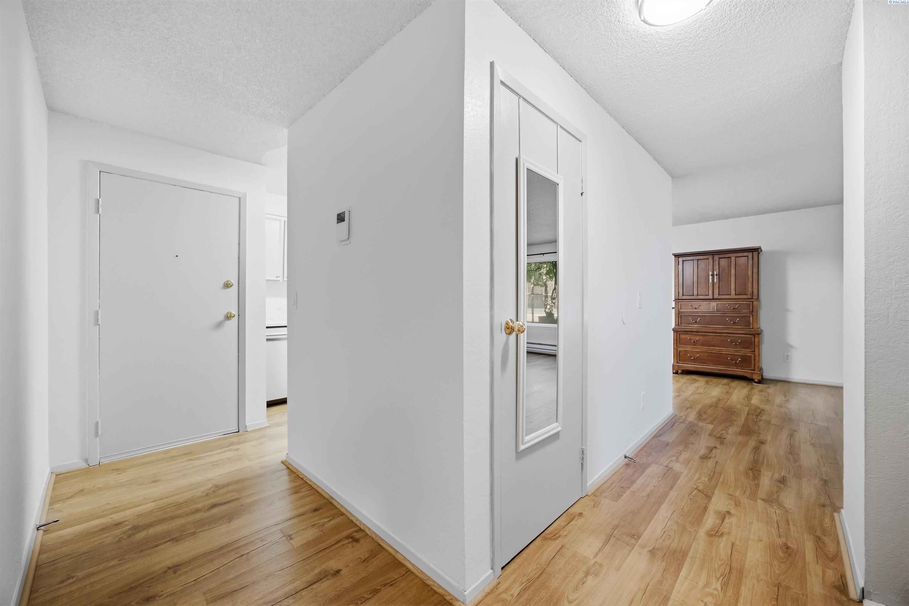 3121 W Hood Ave C 101, Kennewick, WA 99336