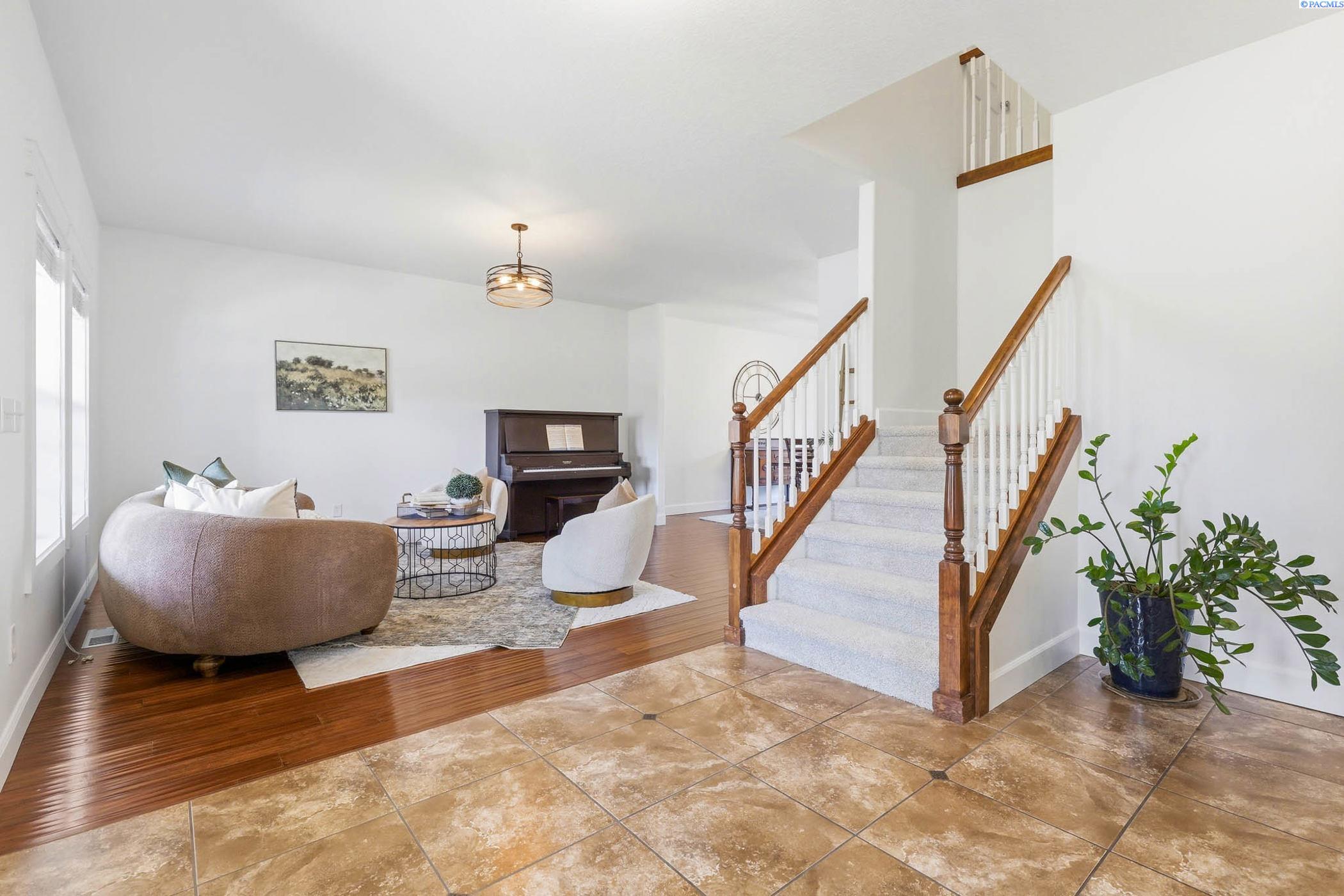 8606 5th Ave, Kennewick, WA 99336