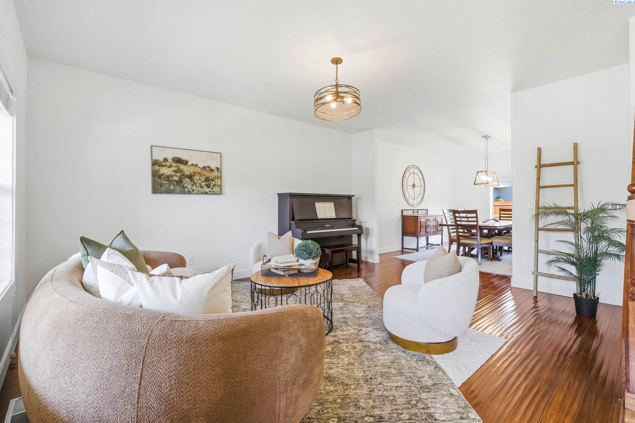 8606 5th Ave, Kennewick, WA 99336