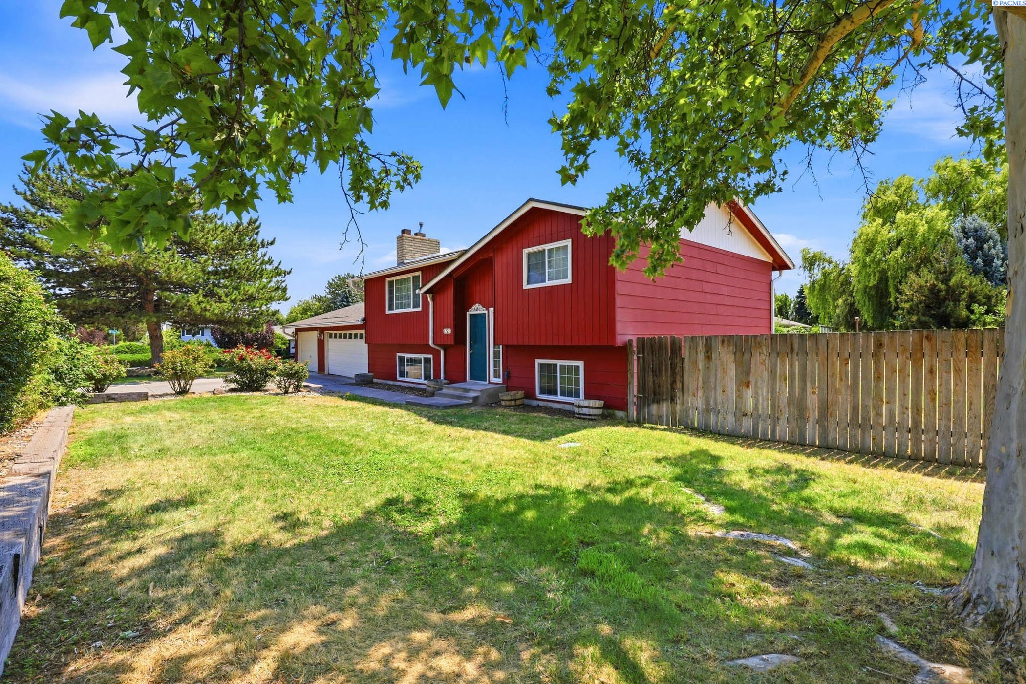 1725 14th Ave, Kennewick, WA 99337