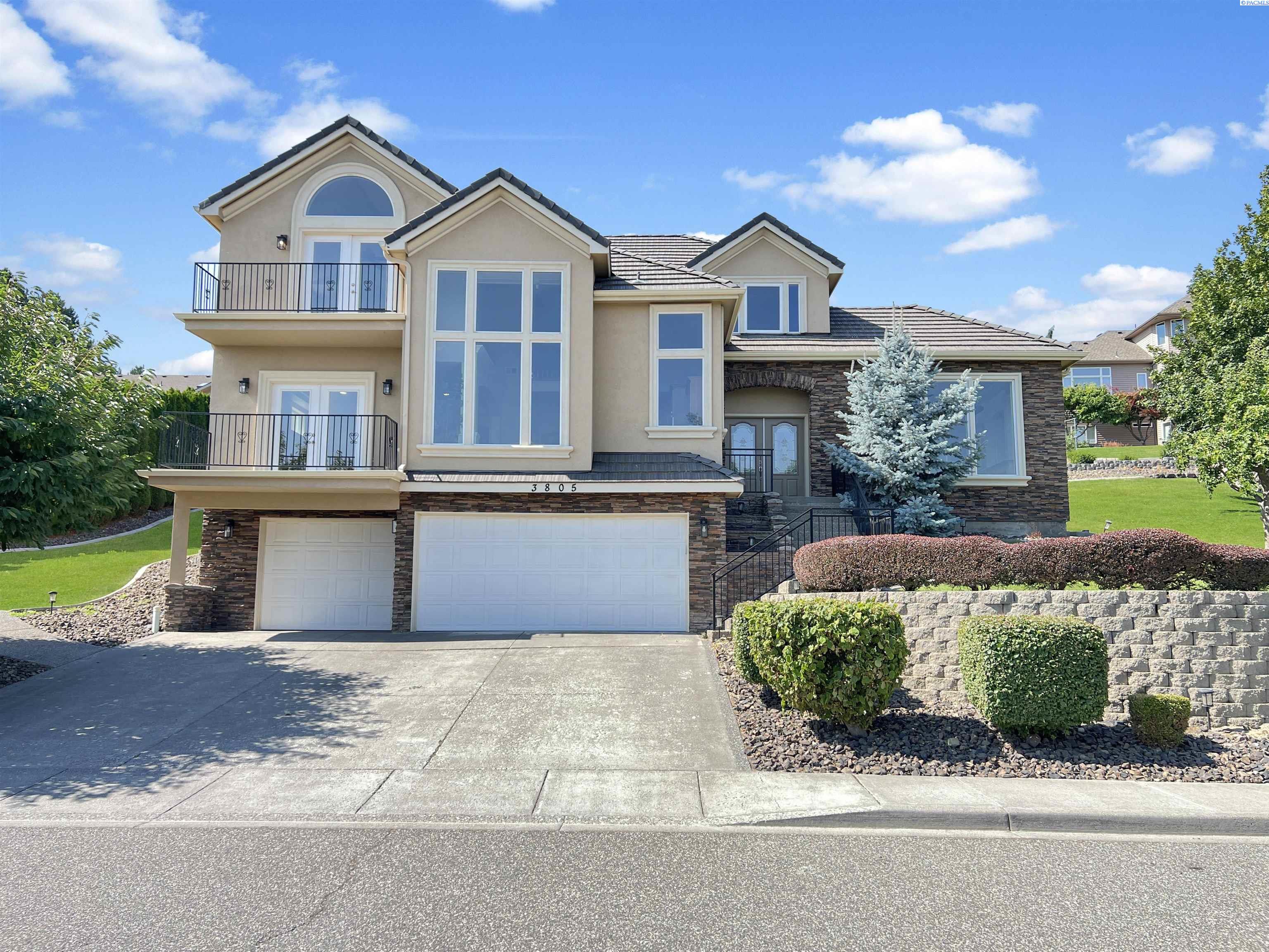3805 42nd Ave, Kennewick, WA 99337