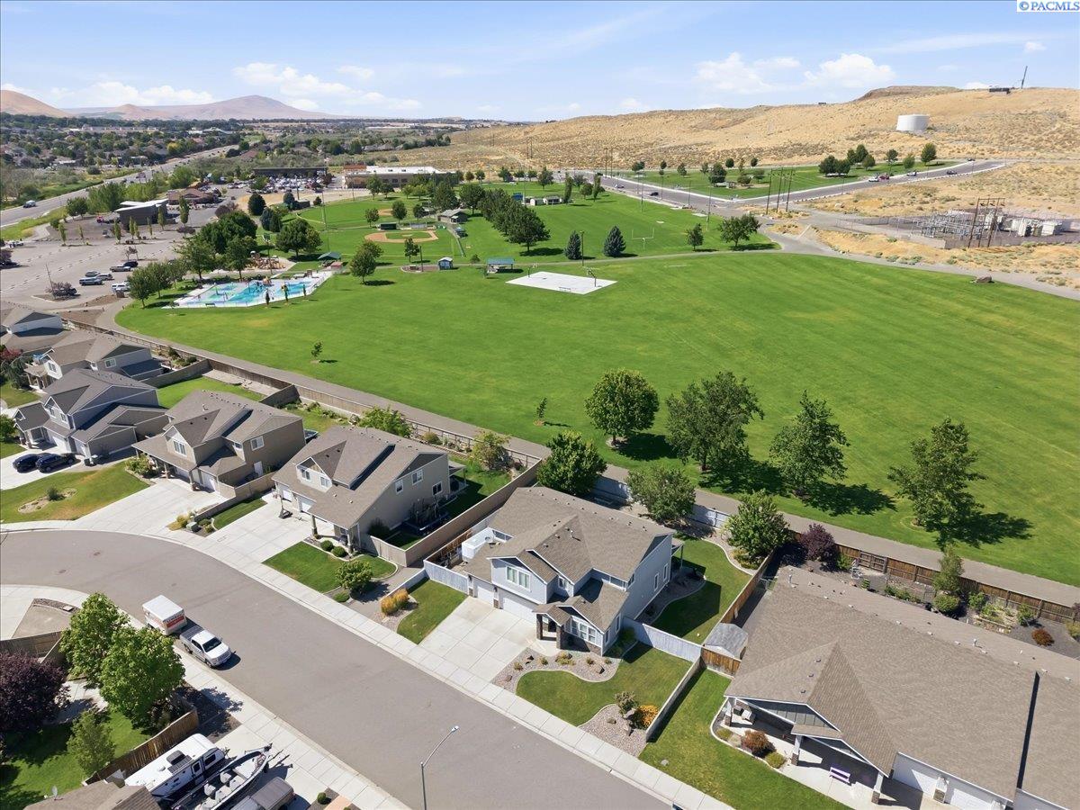 1815 Sagewood Loop, Richland, WA 99352