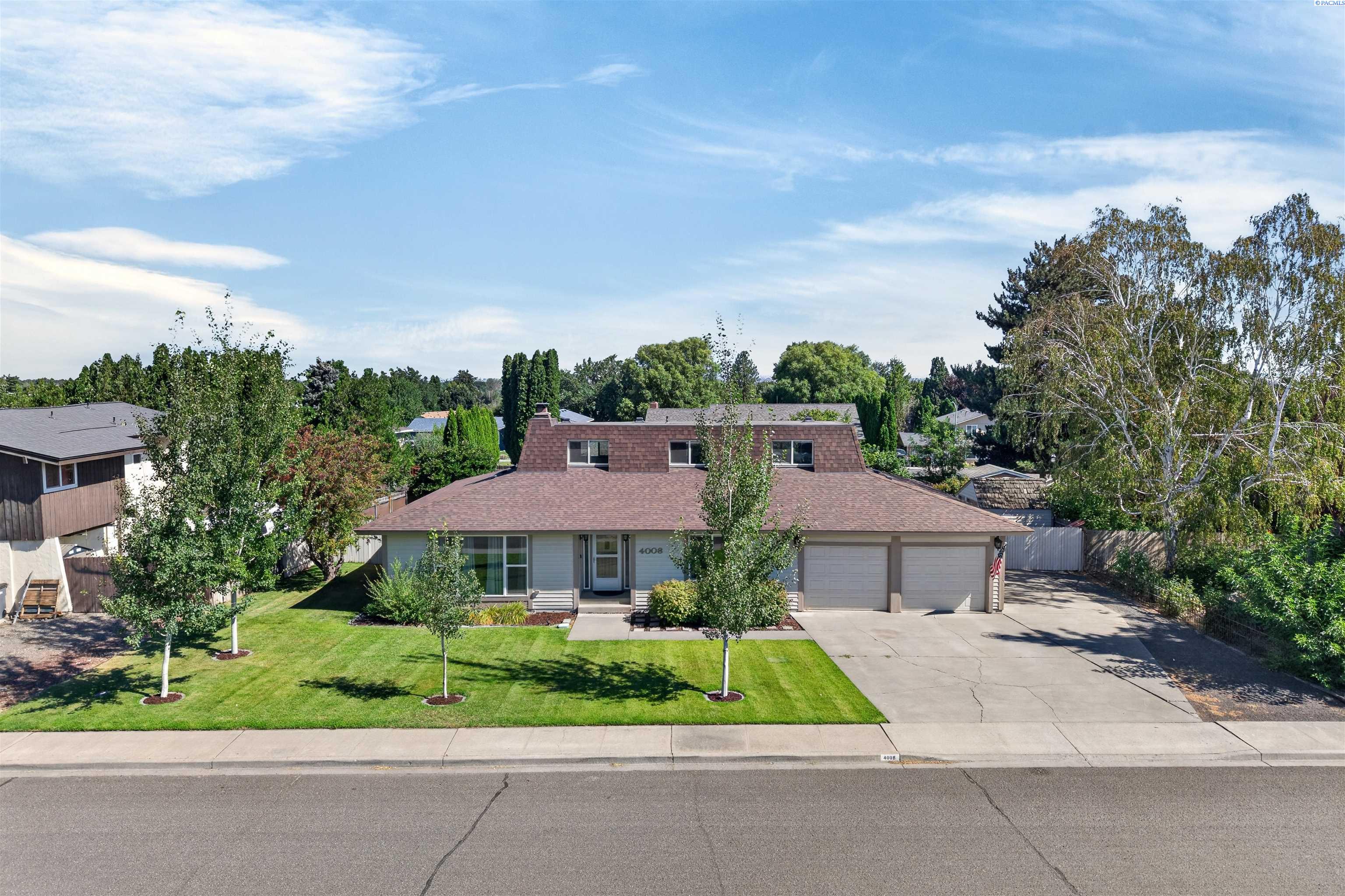 4008 18th Ave, Kennewick, WA 99338