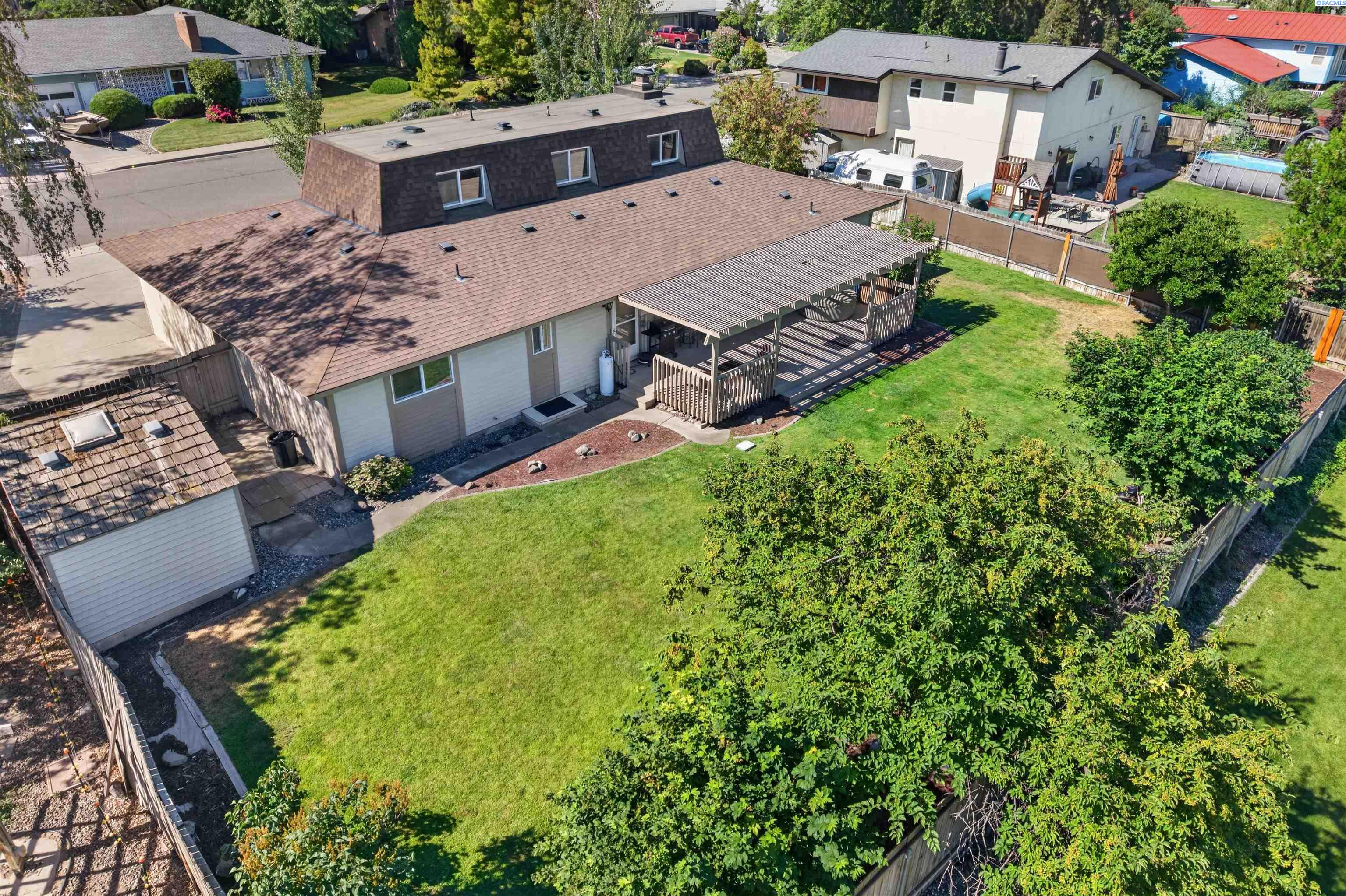 4008 18th Ave, Kennewick, WA 99338