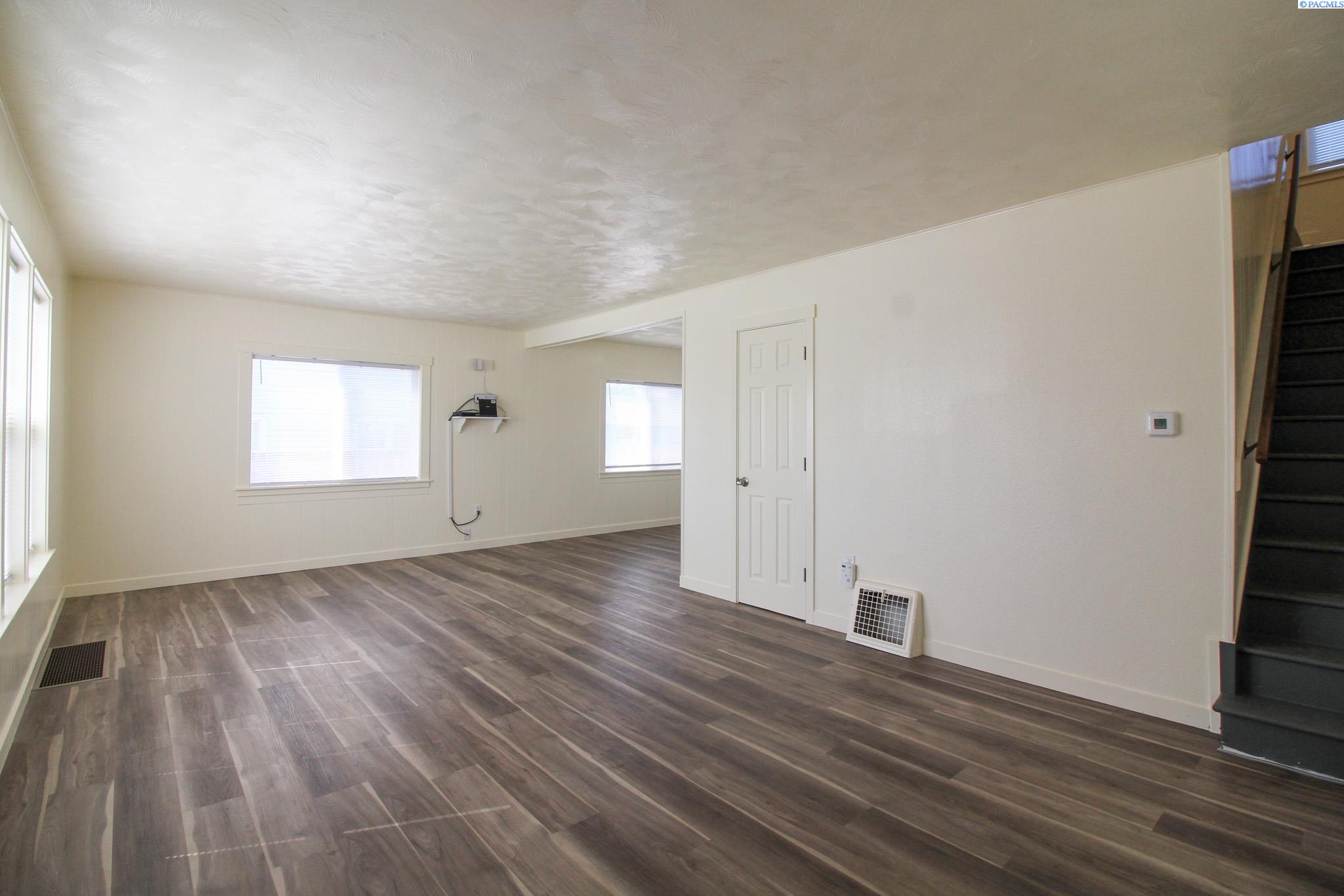 706 Benham , Richland, WA 99352
