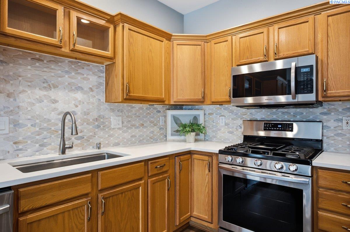 119 Rosemary , Richland, WA 99352-8511