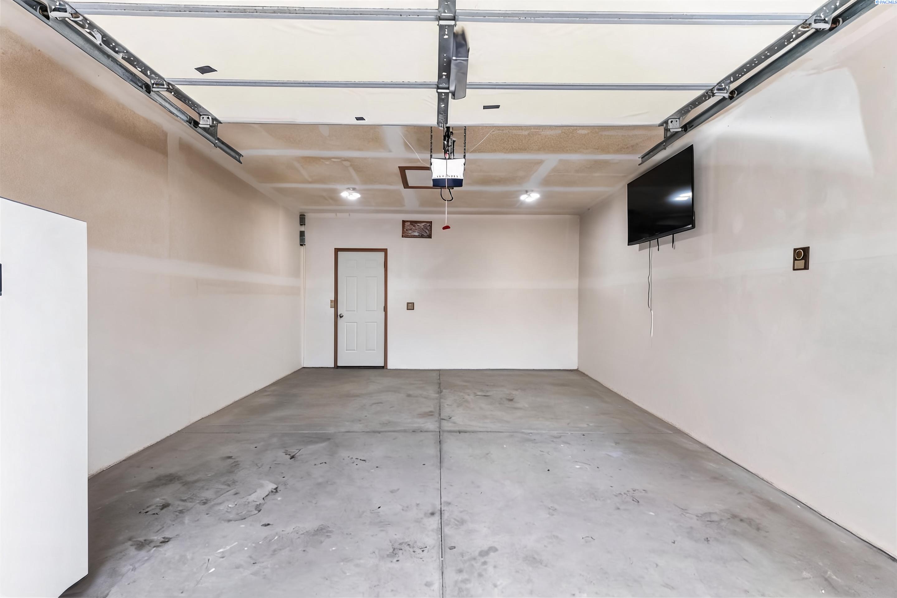 25th image of 1005 Merlot St, Granger, WA 98932 | MLS# 294871