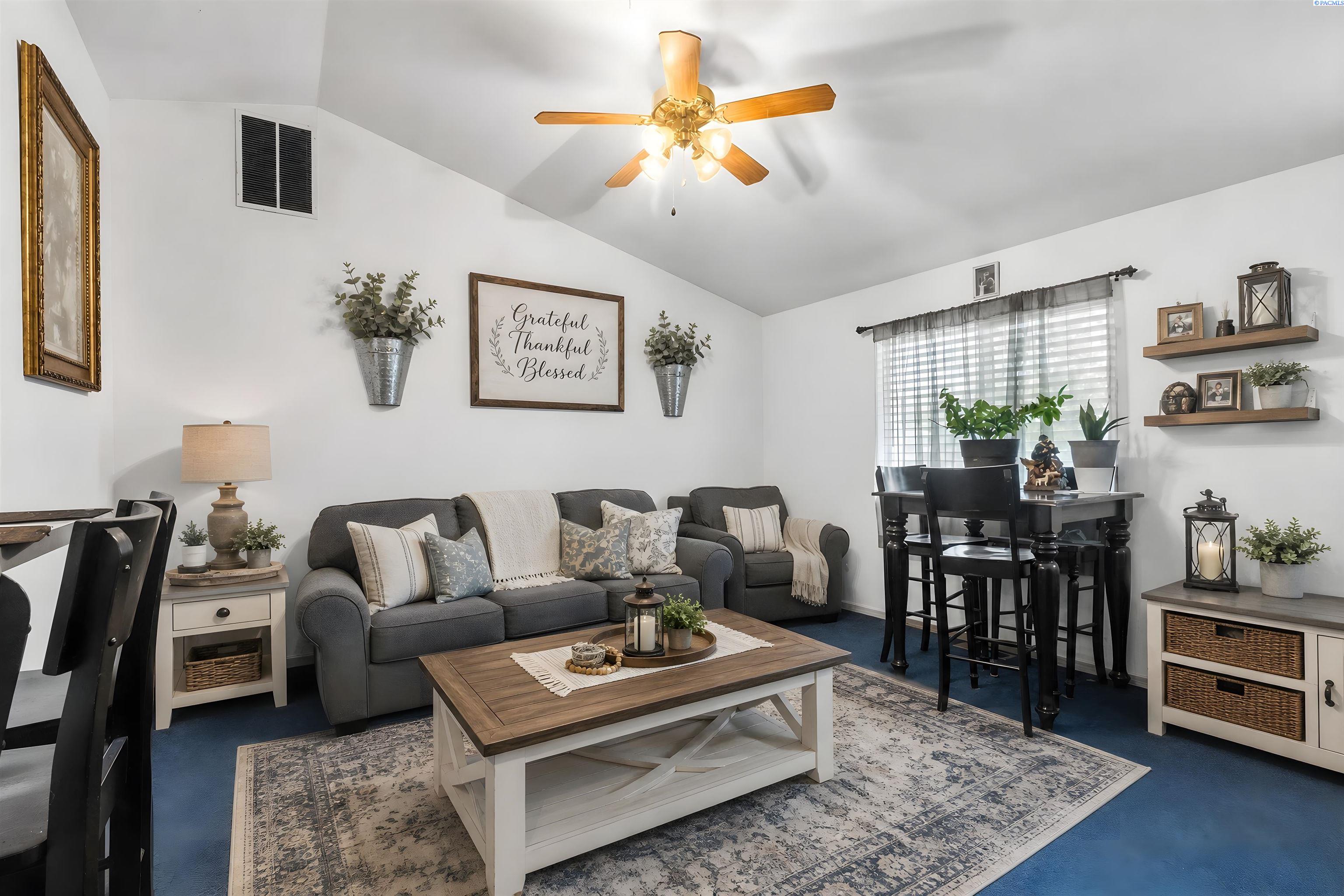 5th image of 1005 Merlot St, Granger, WA 98932 | MLS# 294871
