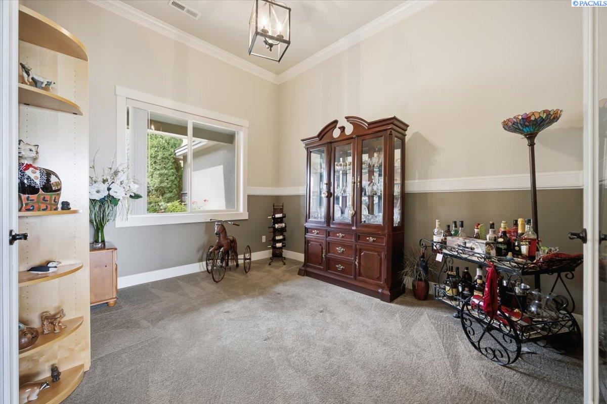 1929 Gala Way, Richland, WA 99352
