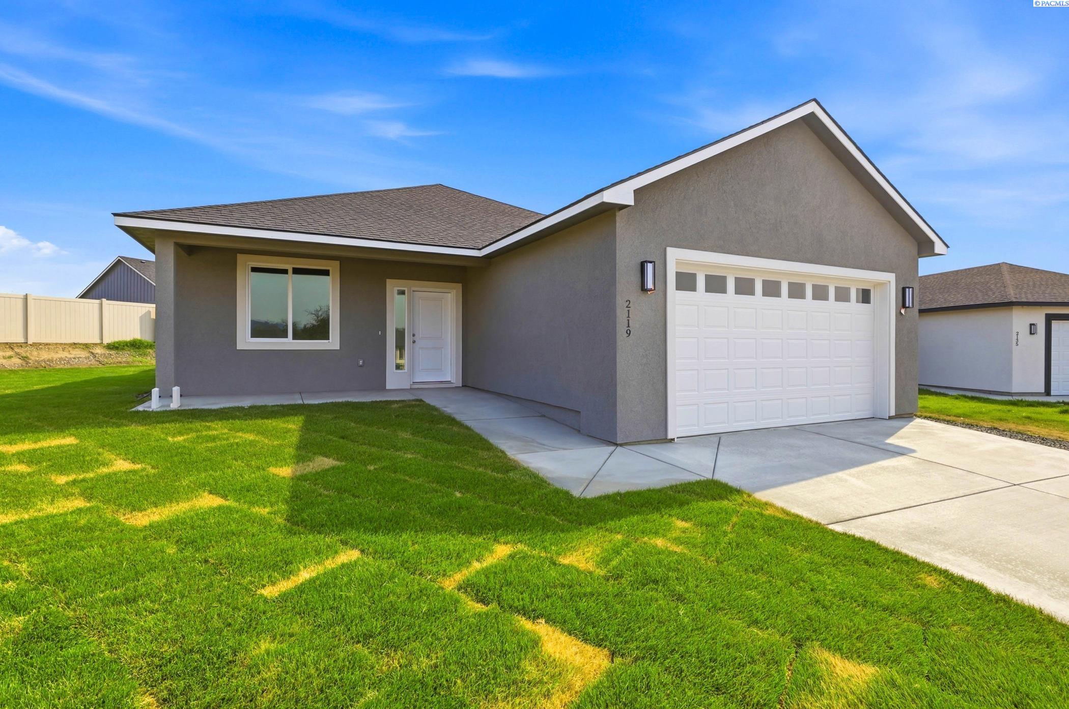 2119 Elm Pl, Kennewick, WA 99337