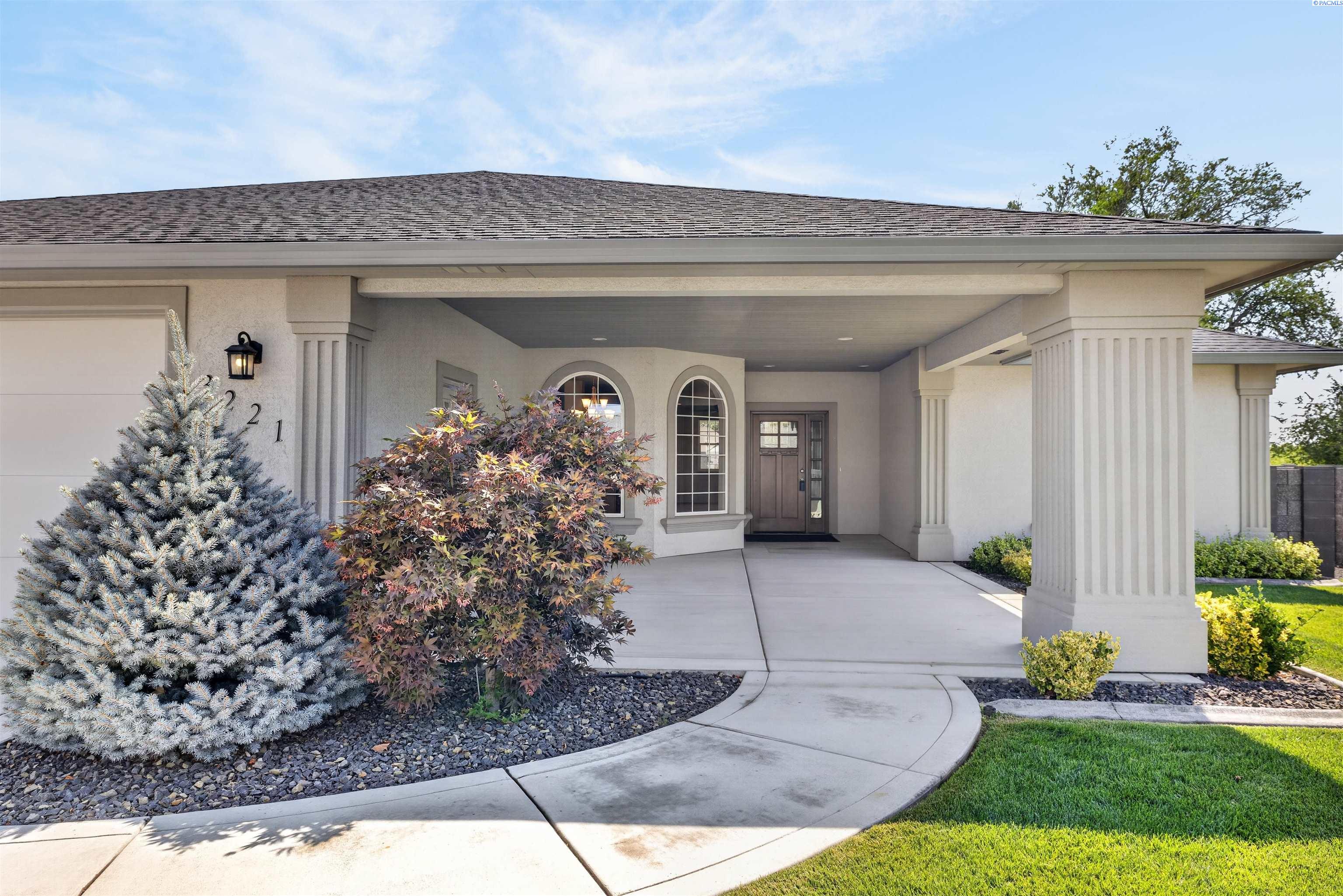 3221 Road 71st Pl, Pasco, WA 99301