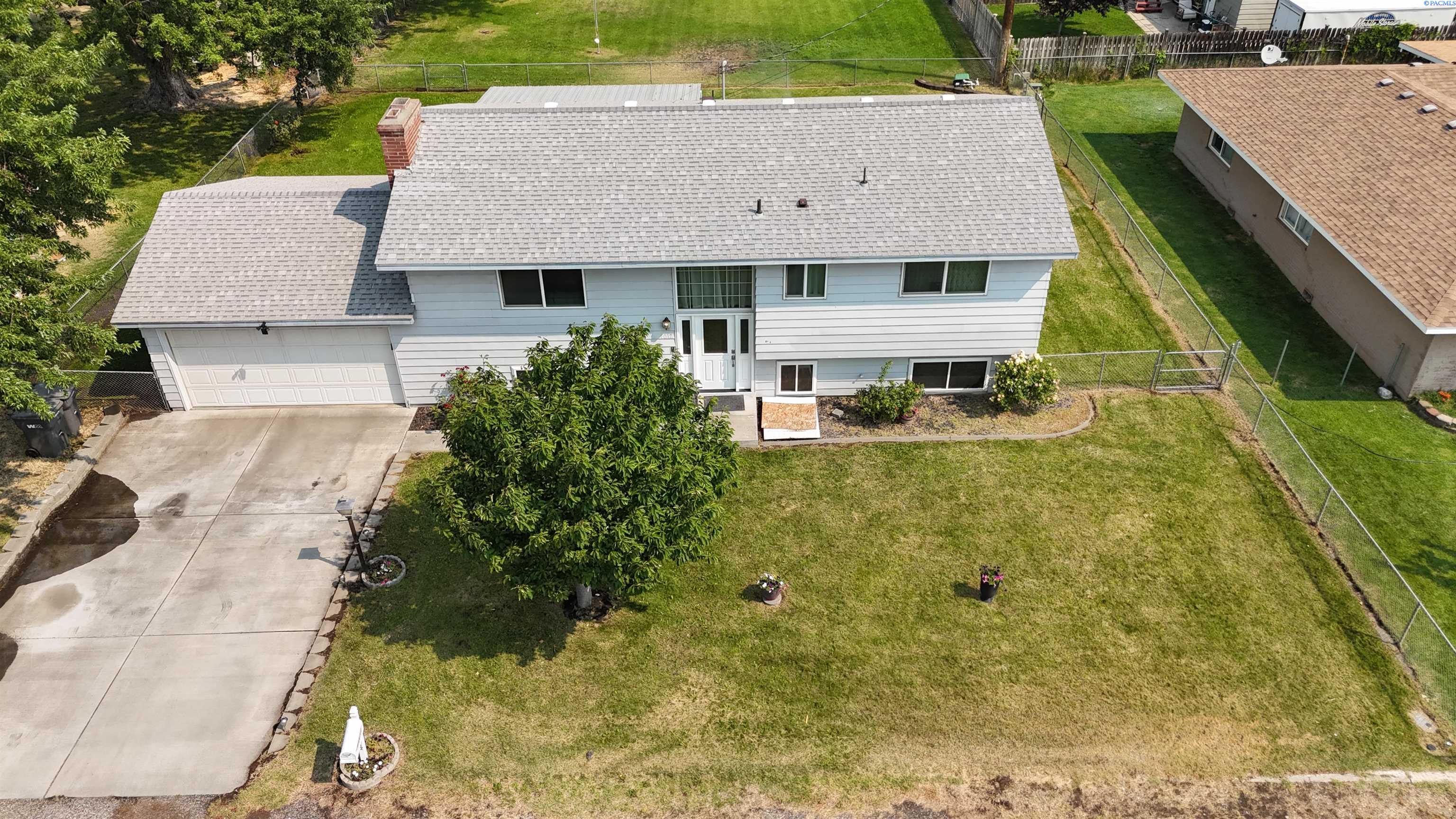 4012 Deschutes Ave, Kennewick, WA 99336