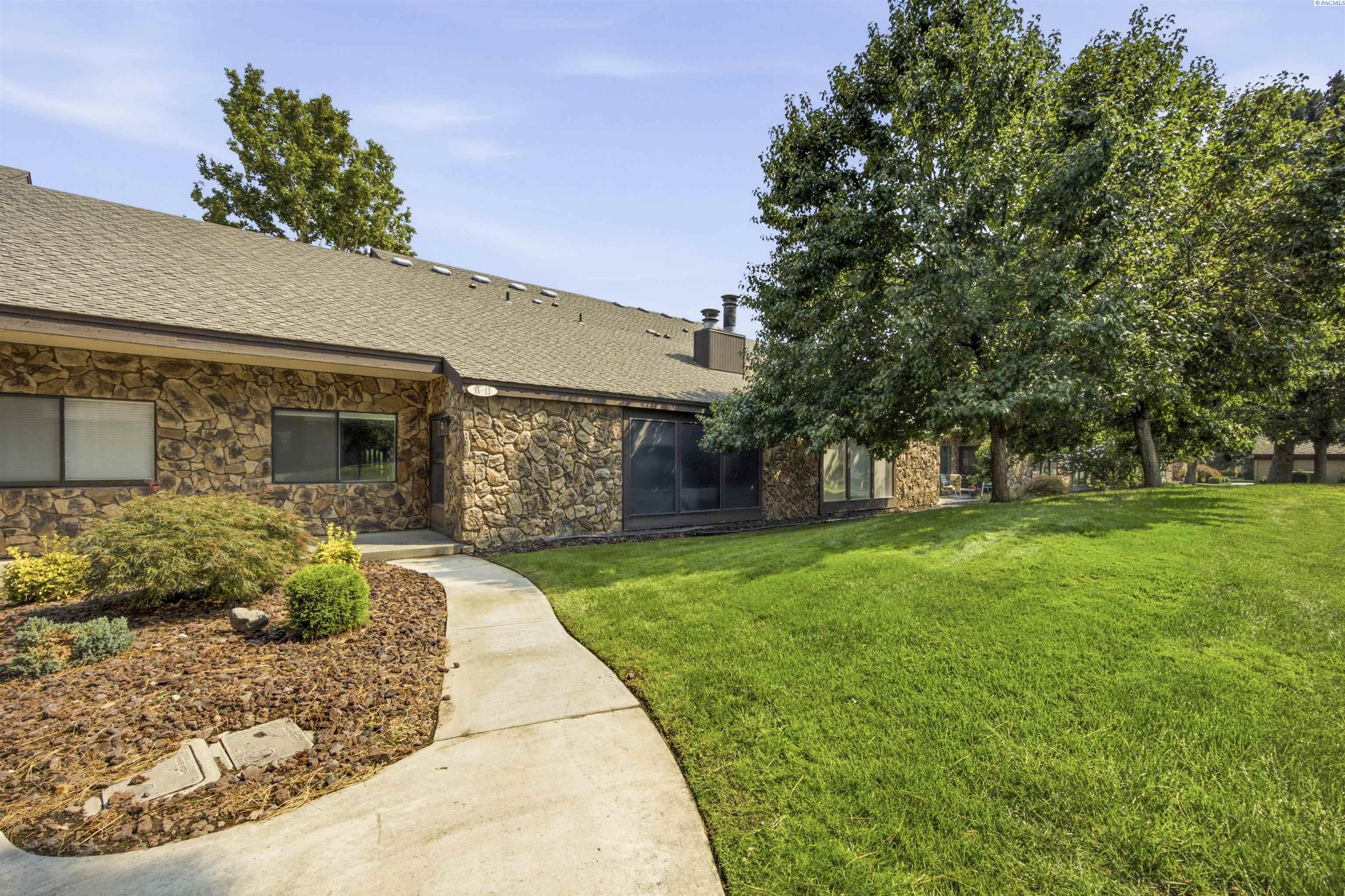 4214 Klamath Ave B 11 #B-11, Kennewick, WA 99336