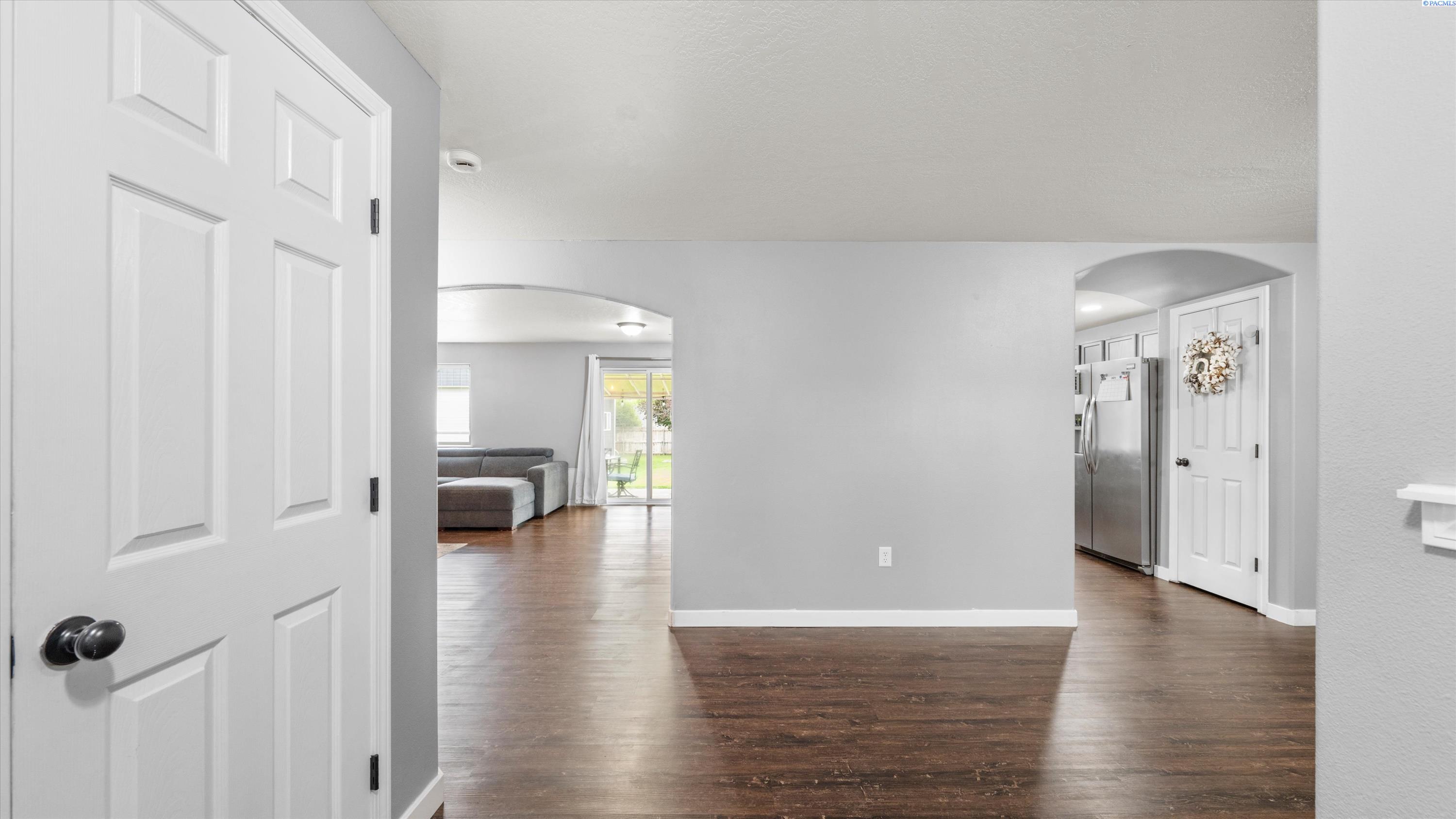 5031 Canter St, West Richland, WA 99353