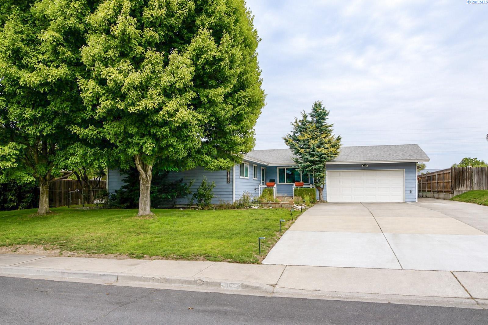 1878 Mahan Ave, Richland, WA 99354
