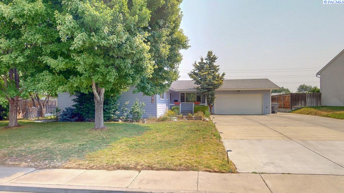 1878 Mahan Ave, Richland, WA 99354