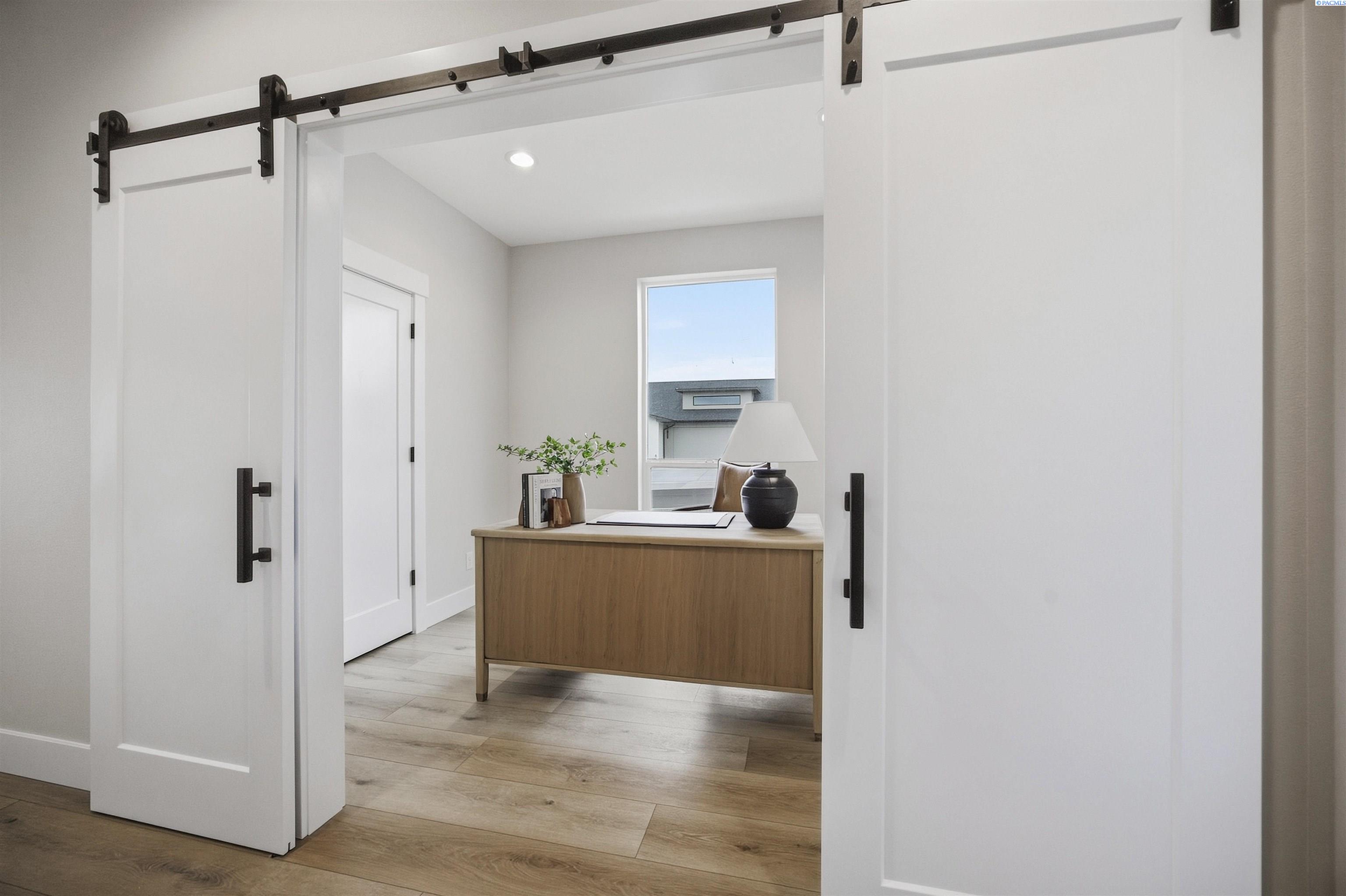2324 Lariat Ln, Richland, WA 99352