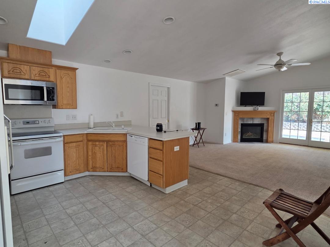 6503 Gehrig Dr, Pasco, WA 99301
