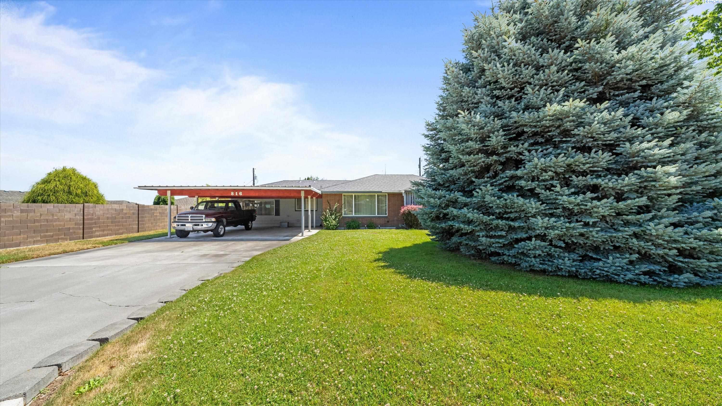 816 Ely Pl, Kennewick, WA 99336