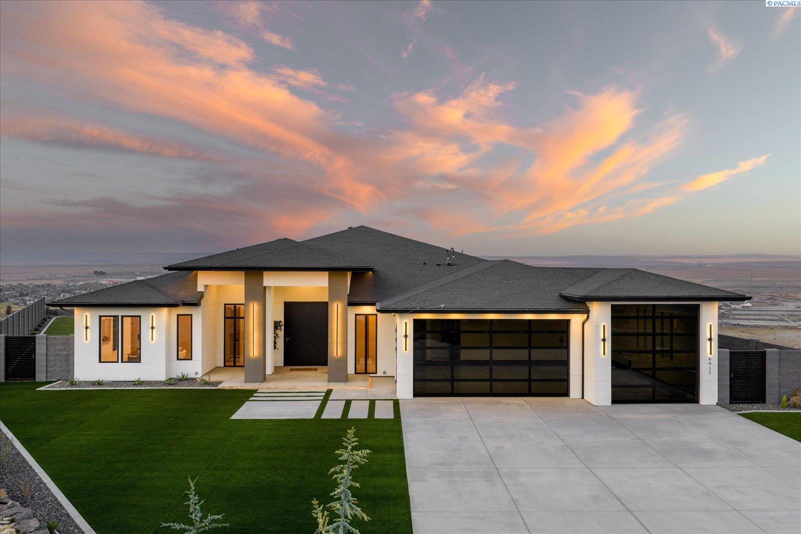 6917 22nd Ave, Kennewick, WA 99338