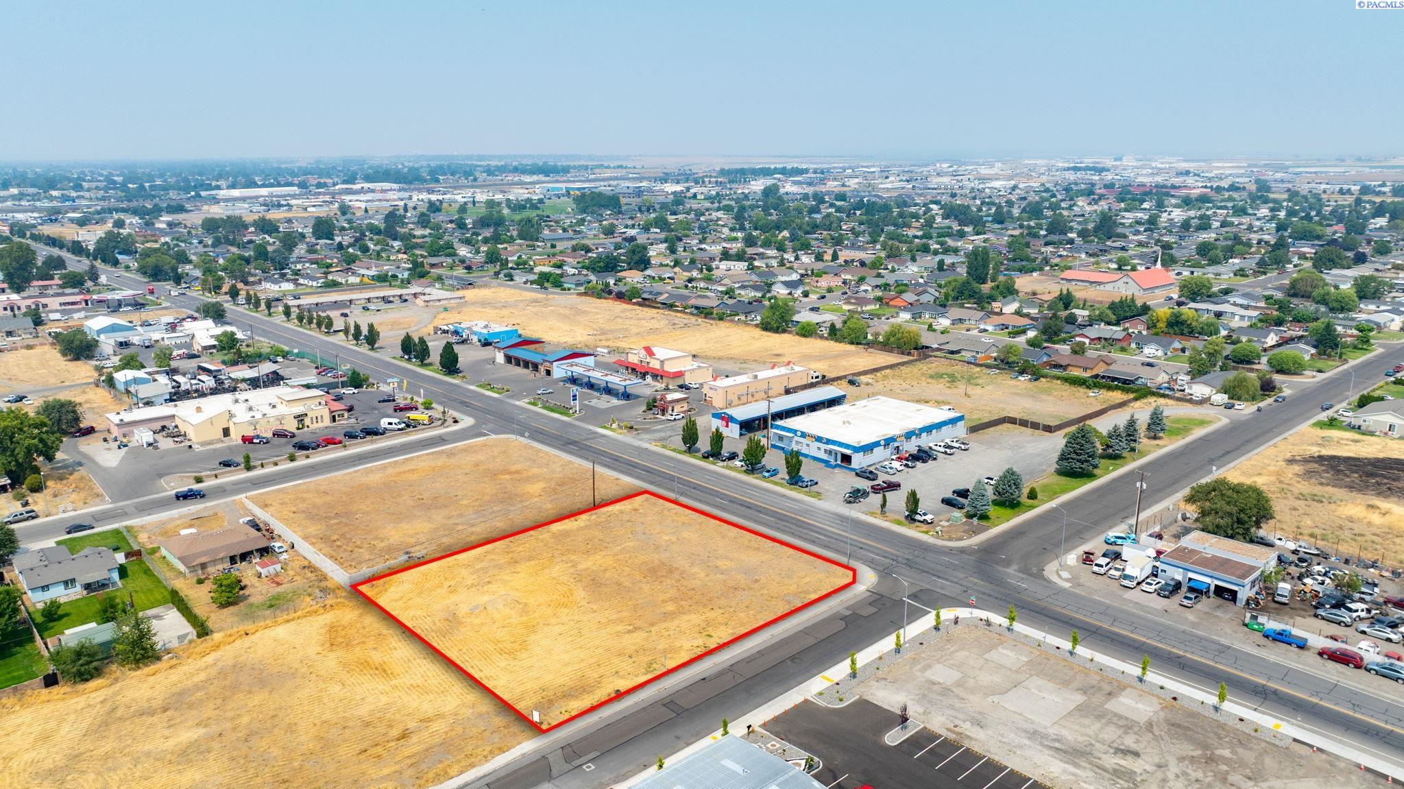 NKA Lewis St, Pasco, WA 99301