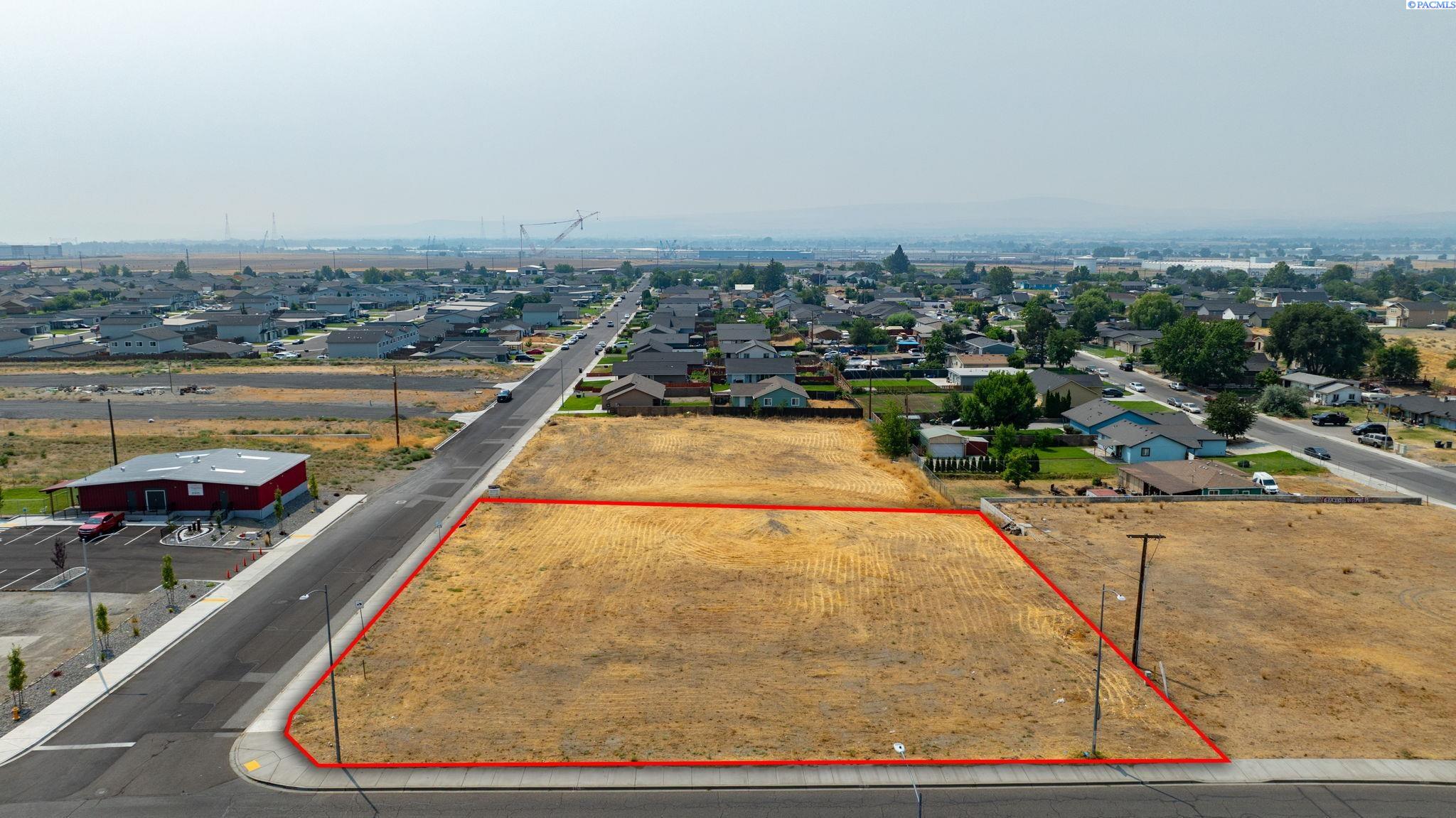NKA Lewis St, Pasco, WA 99301