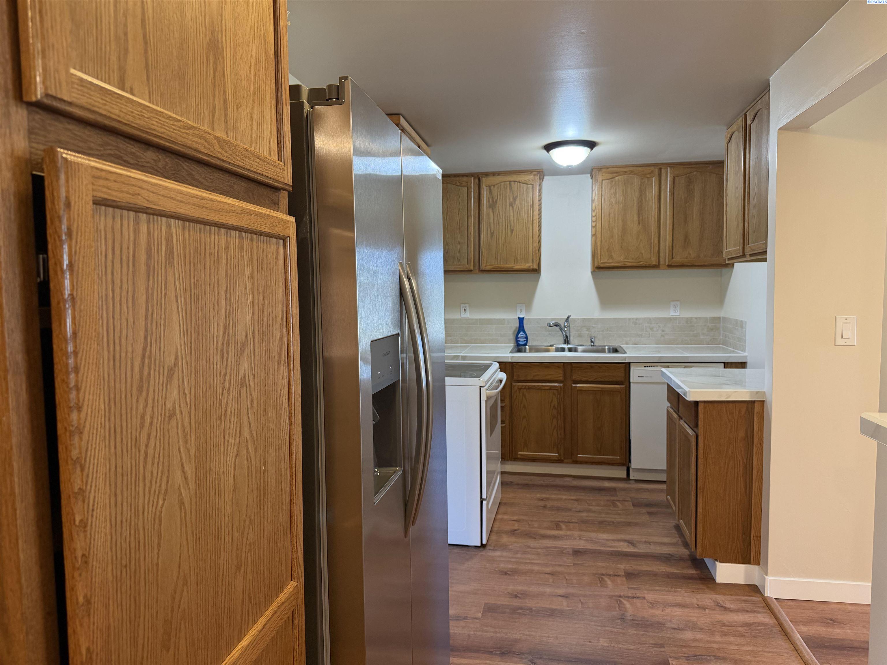 1101 1st Ave, Kennewick, WA 99336