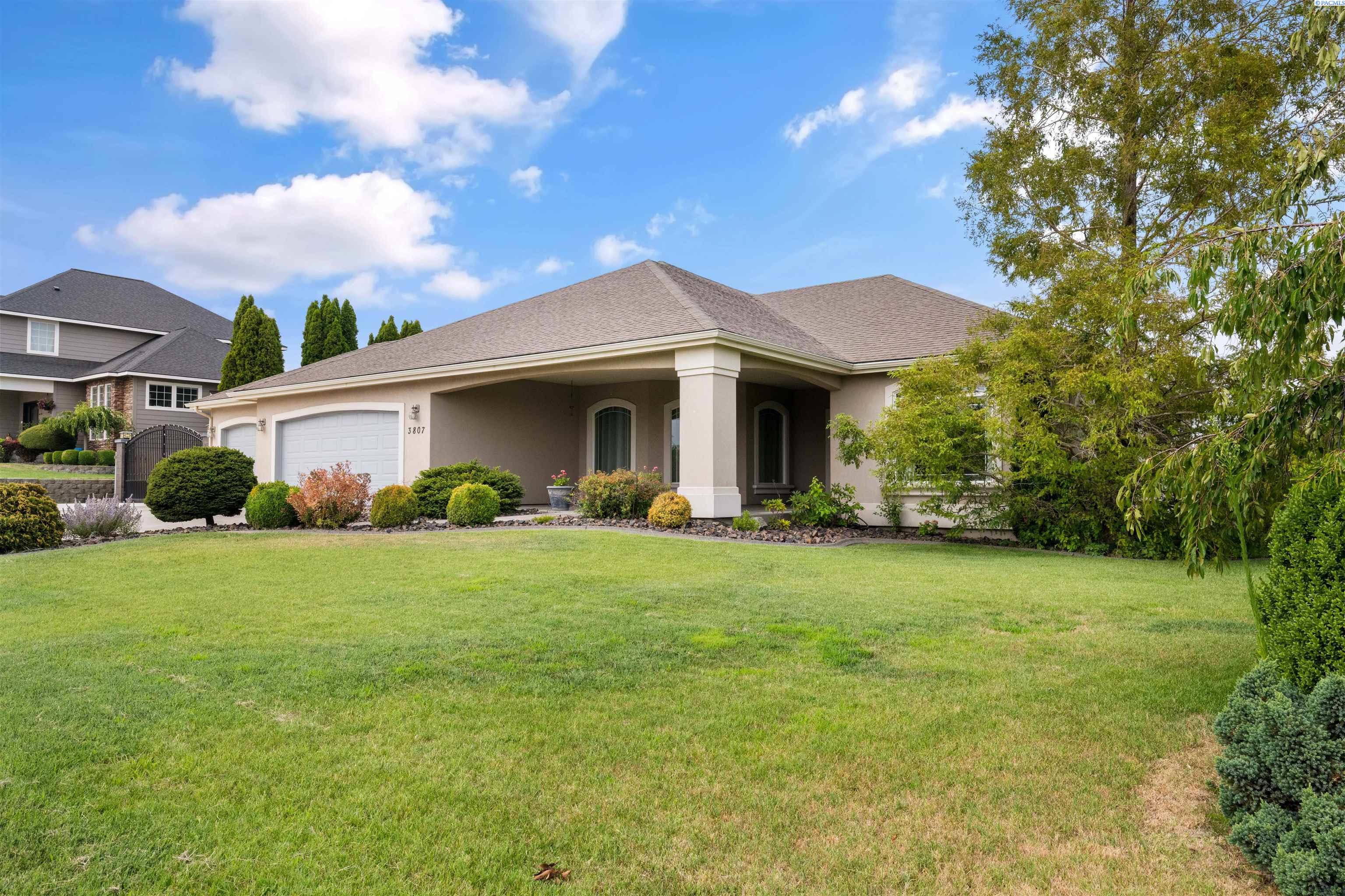 3807 Sedona Dr, Pasco, WA 99301