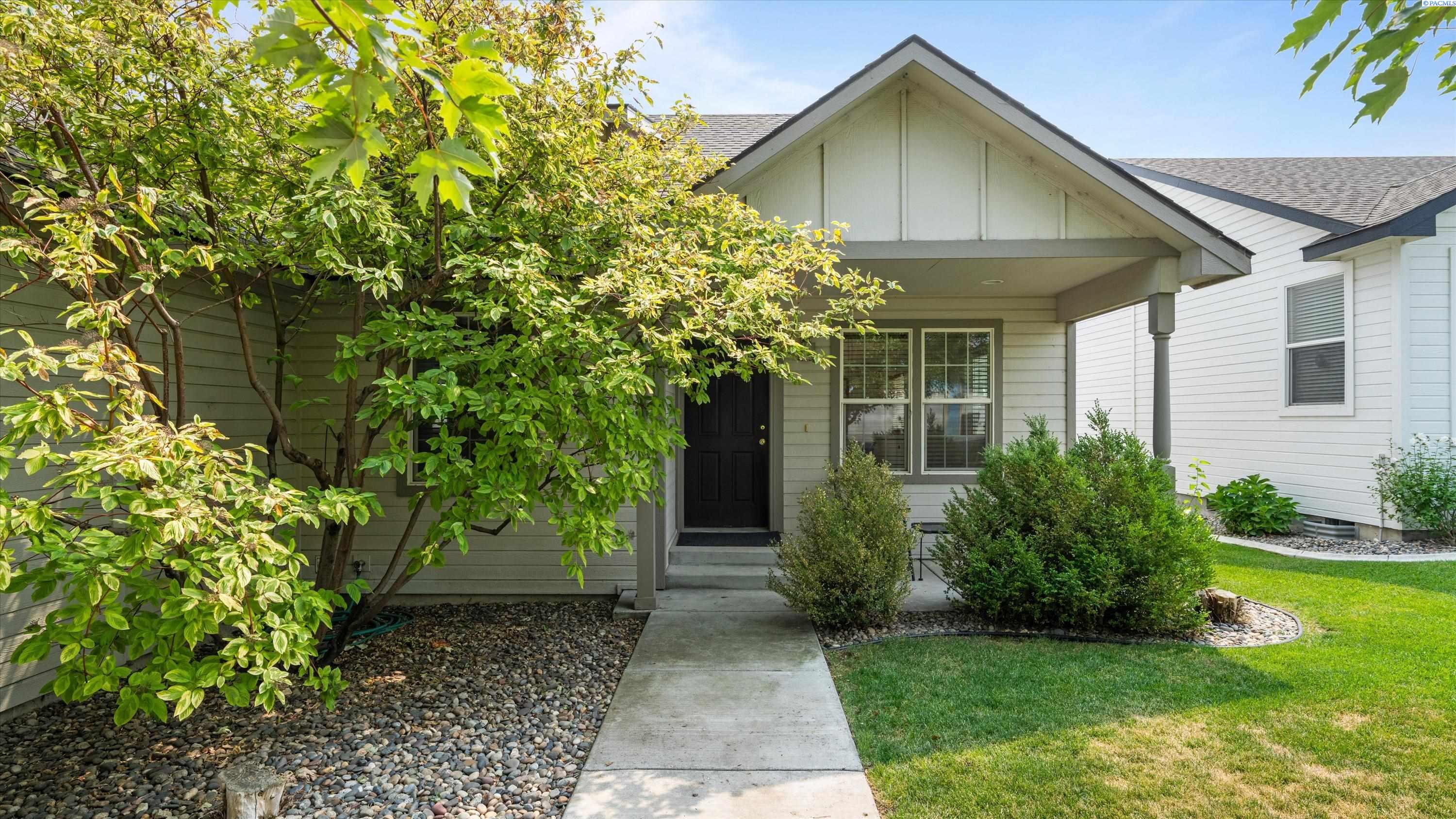 146 Henley Dr, Pasco, WA 99301