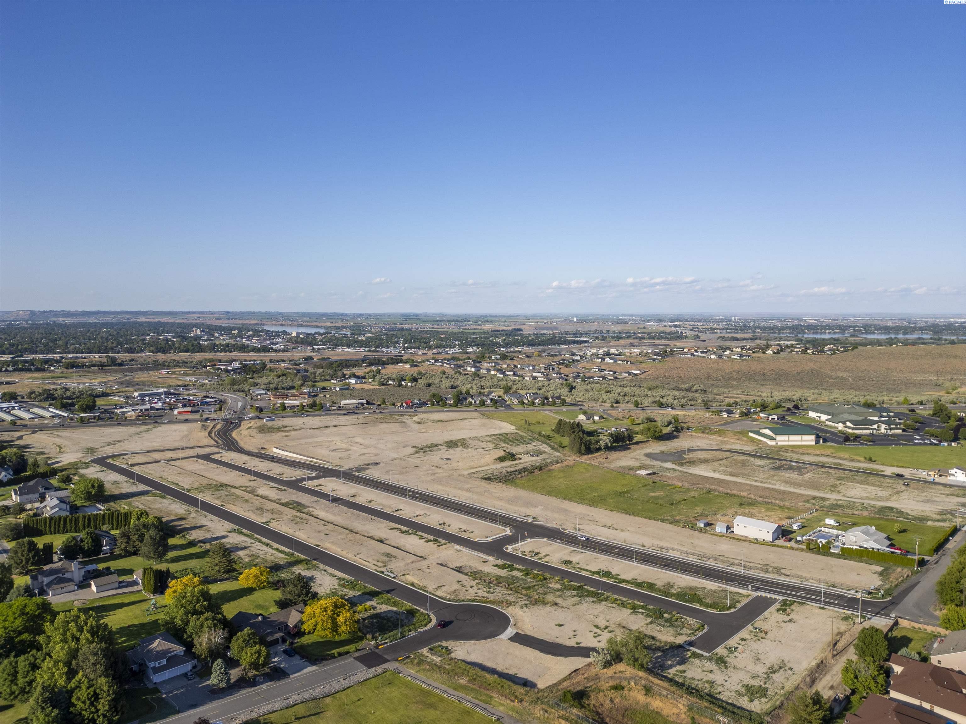 2331 Lariat Ln, Richland, WA 99352