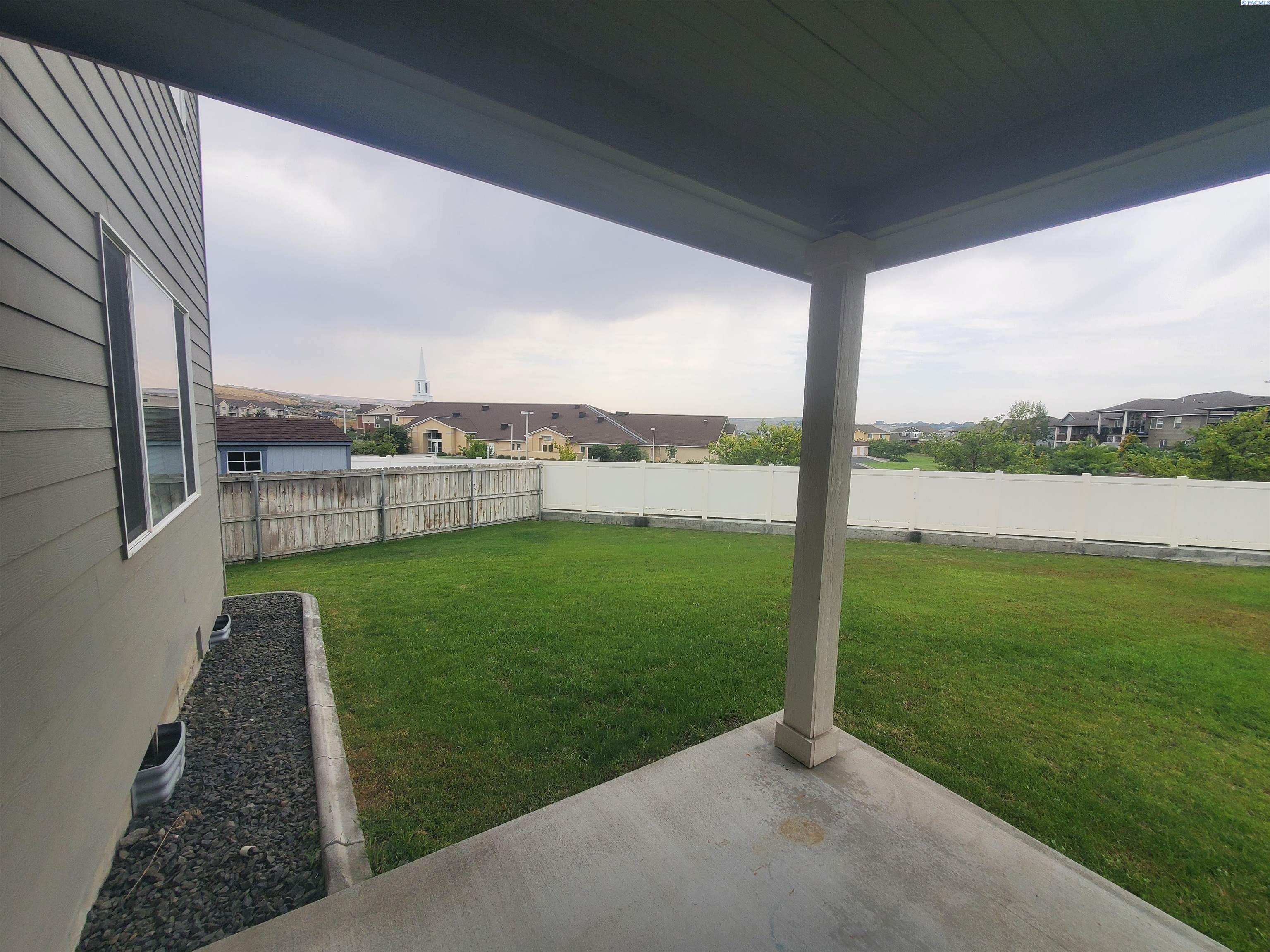 10260 18th Ct, Kennewick, WA 99337