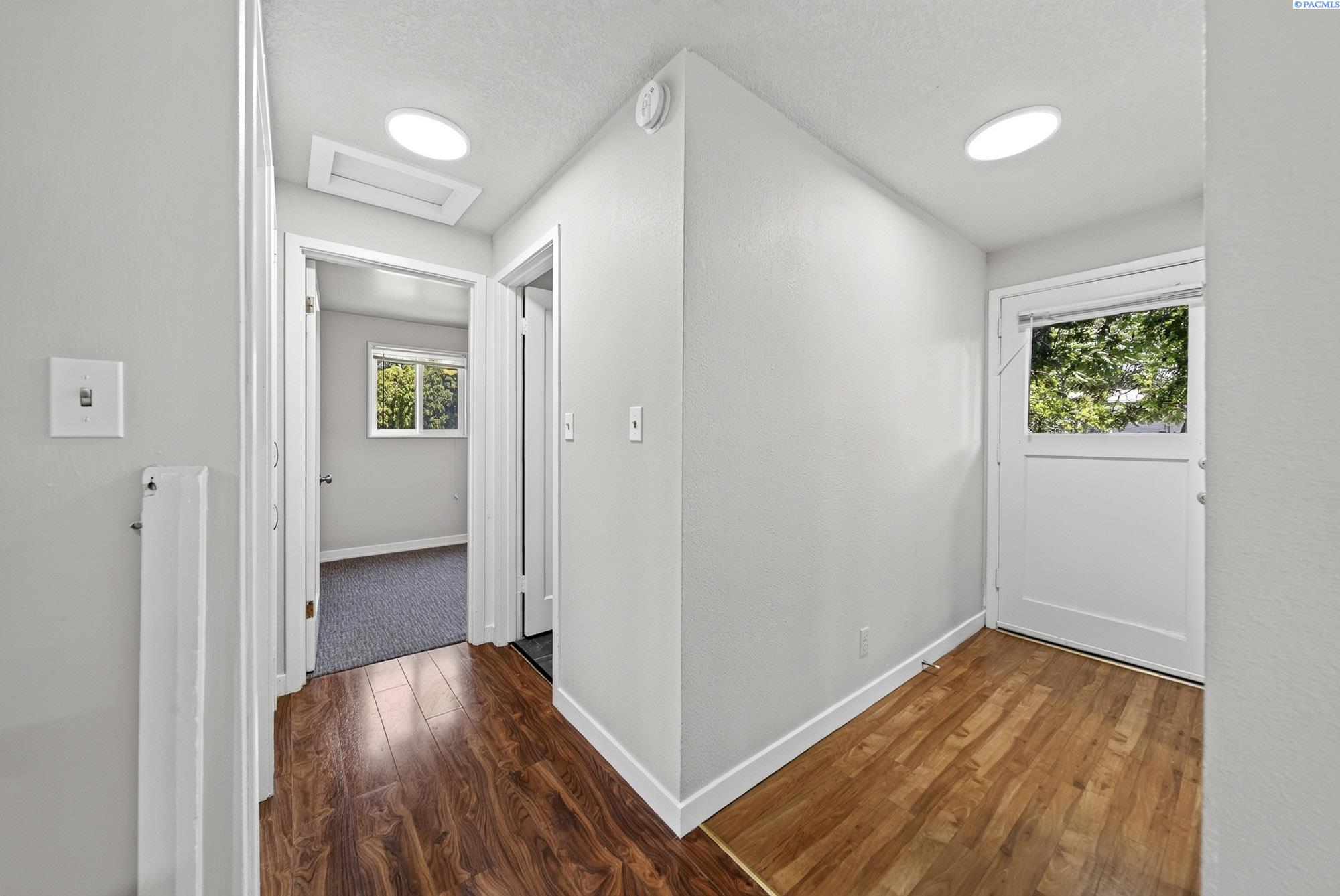 Cedar St, Richland, WA 99354
